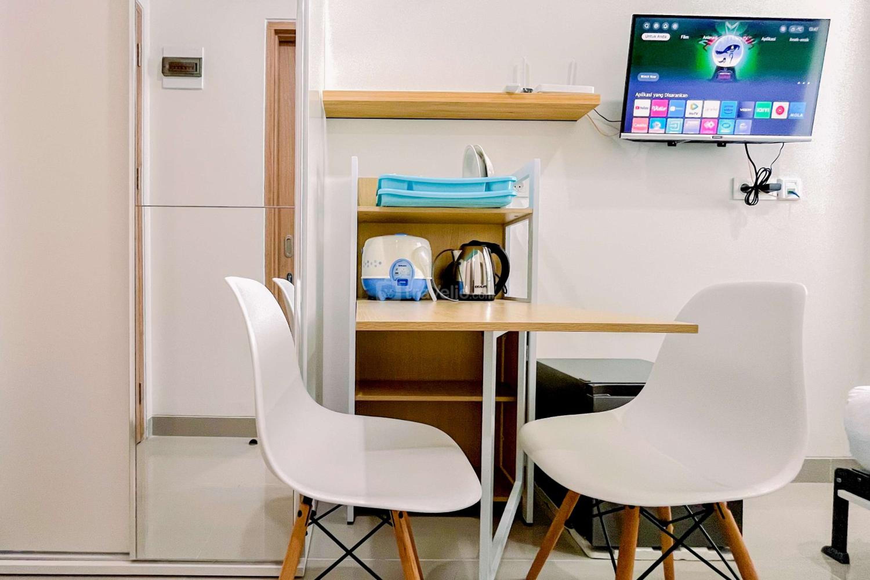 Nice Studio (No Kitchen) at Bandaraya - Tallasa City Makassar Apartment By Travelio view 4