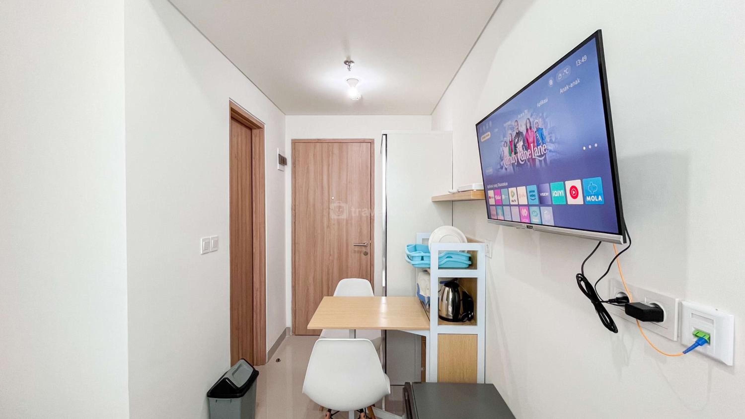 Enjoy Living Studio (No Kitchen) at Bandaraya - Tallasa City Makassar Apartment By Travelio view 4