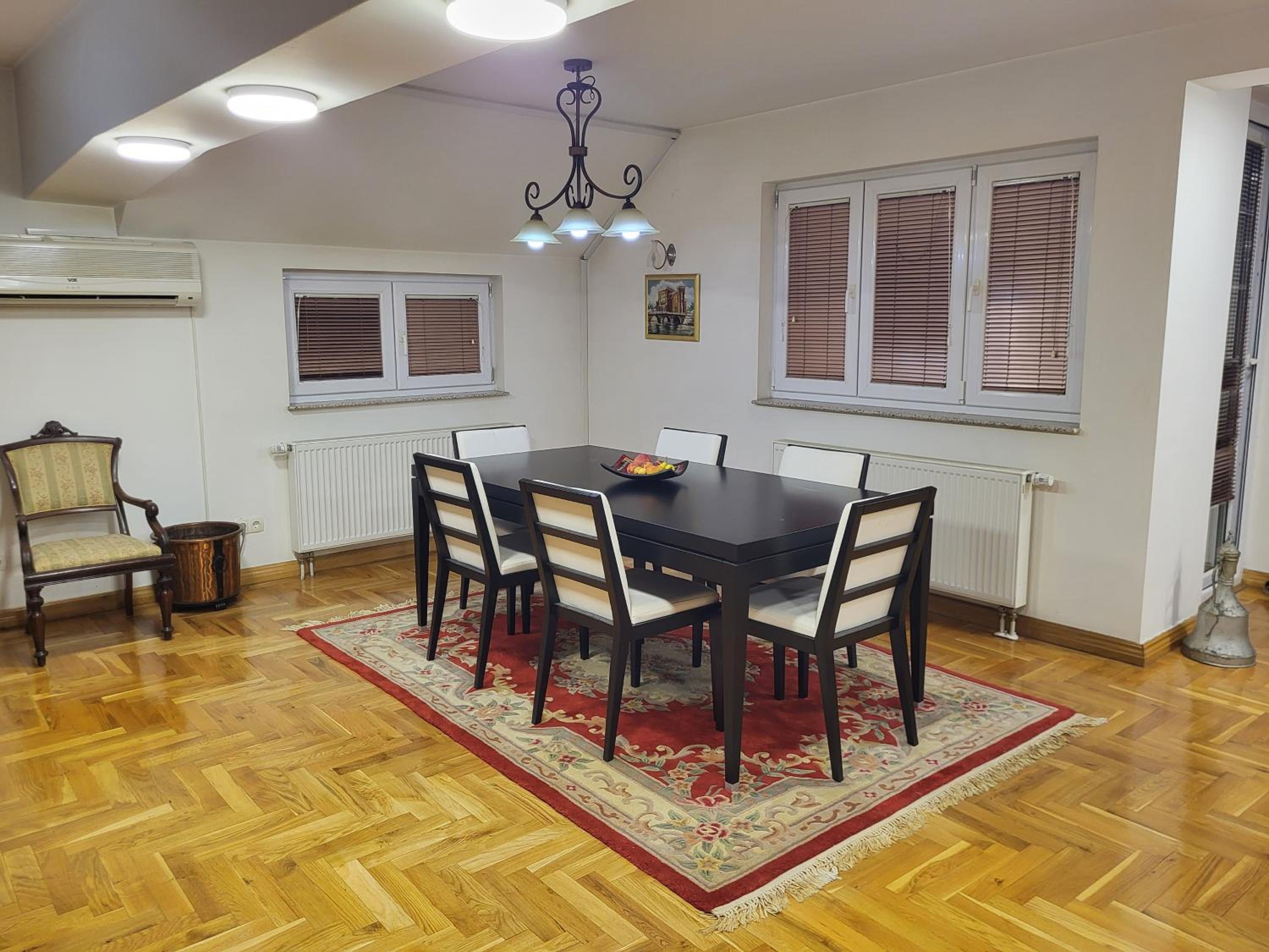 Residence Apartments Hari Sarajevo, Spacy Apartments, Free parking, Aircondition, Airport 1,5 km