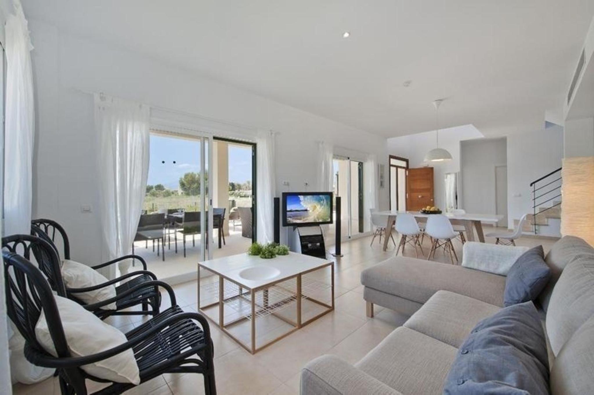 Modernes Ferienhaus in Alcdia mit Grill und Terrasse photo 5