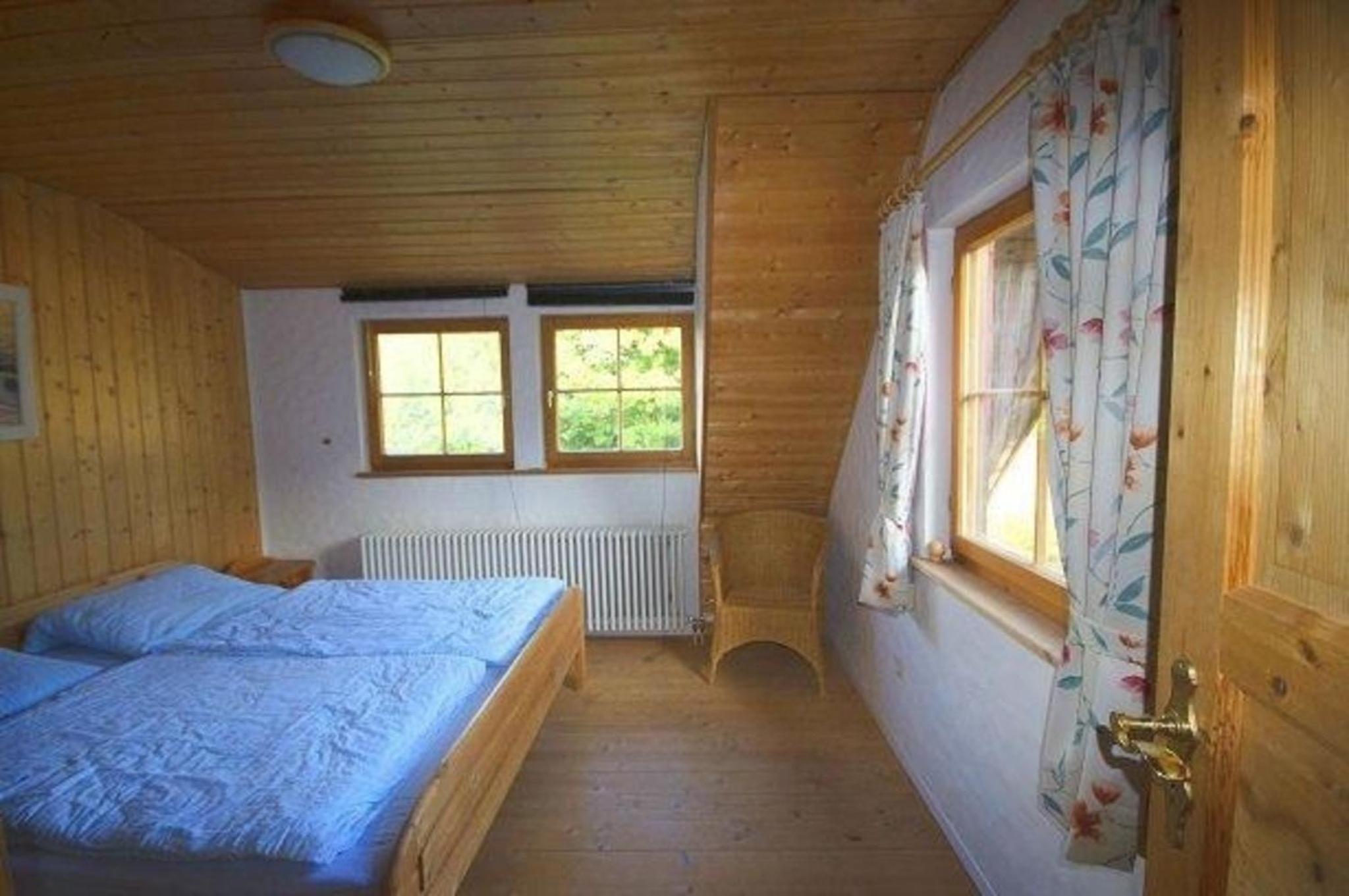 Gemütliche Ferienwohnung in Kniebis mit Großem Garten