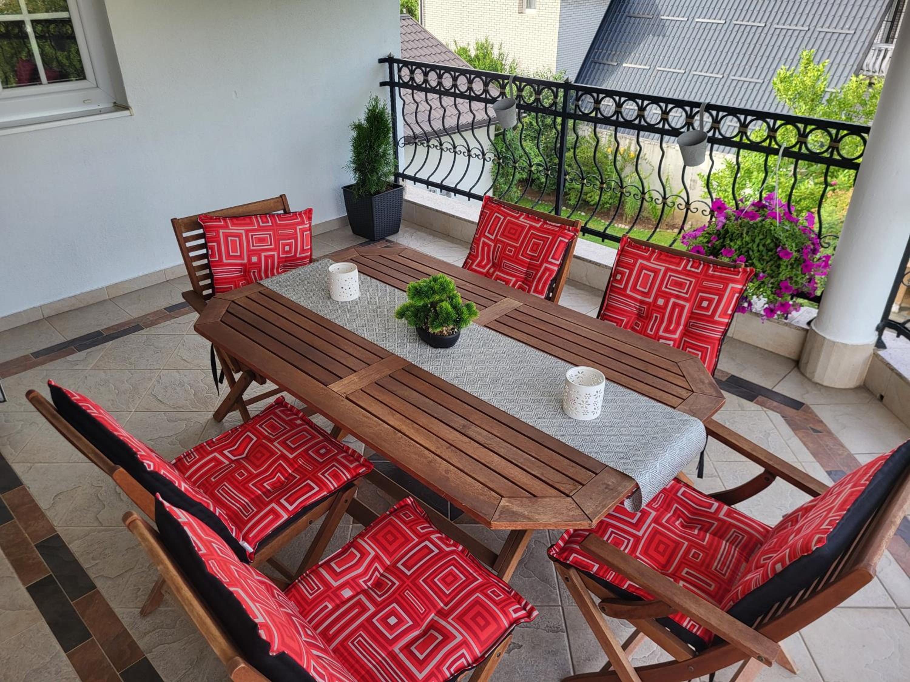 Residence Apartments Hari Sarajevo, Spacy Apartments, Free parking, Aircondition, Airport 1,5 km