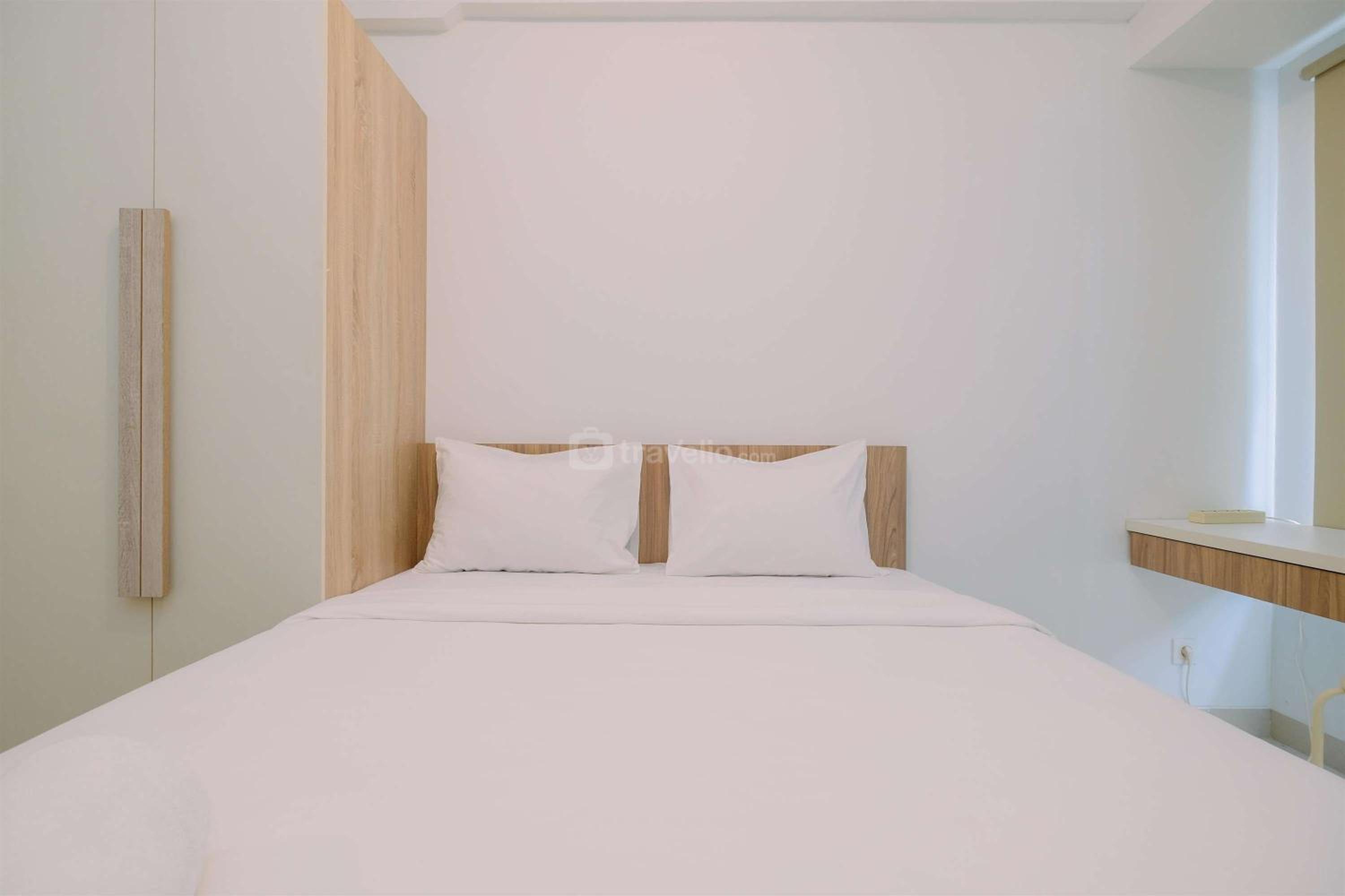 Comfy and Best Deal Studio at Citra Living Apartment By Travelio