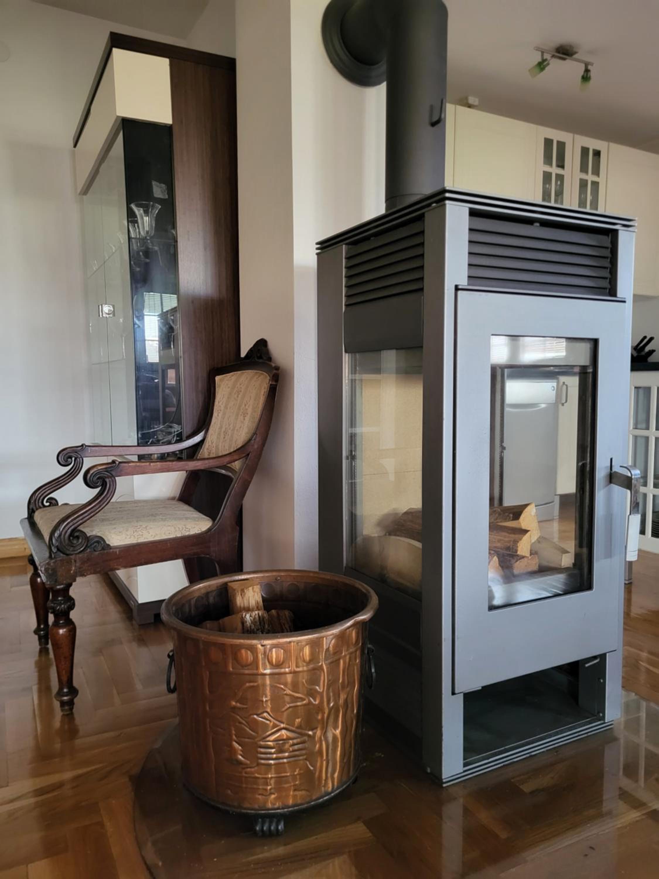 Residence Apartments Hari Sarajevo, Spacy Apartments, Free parking, Aircondition, Airport 1,5 km