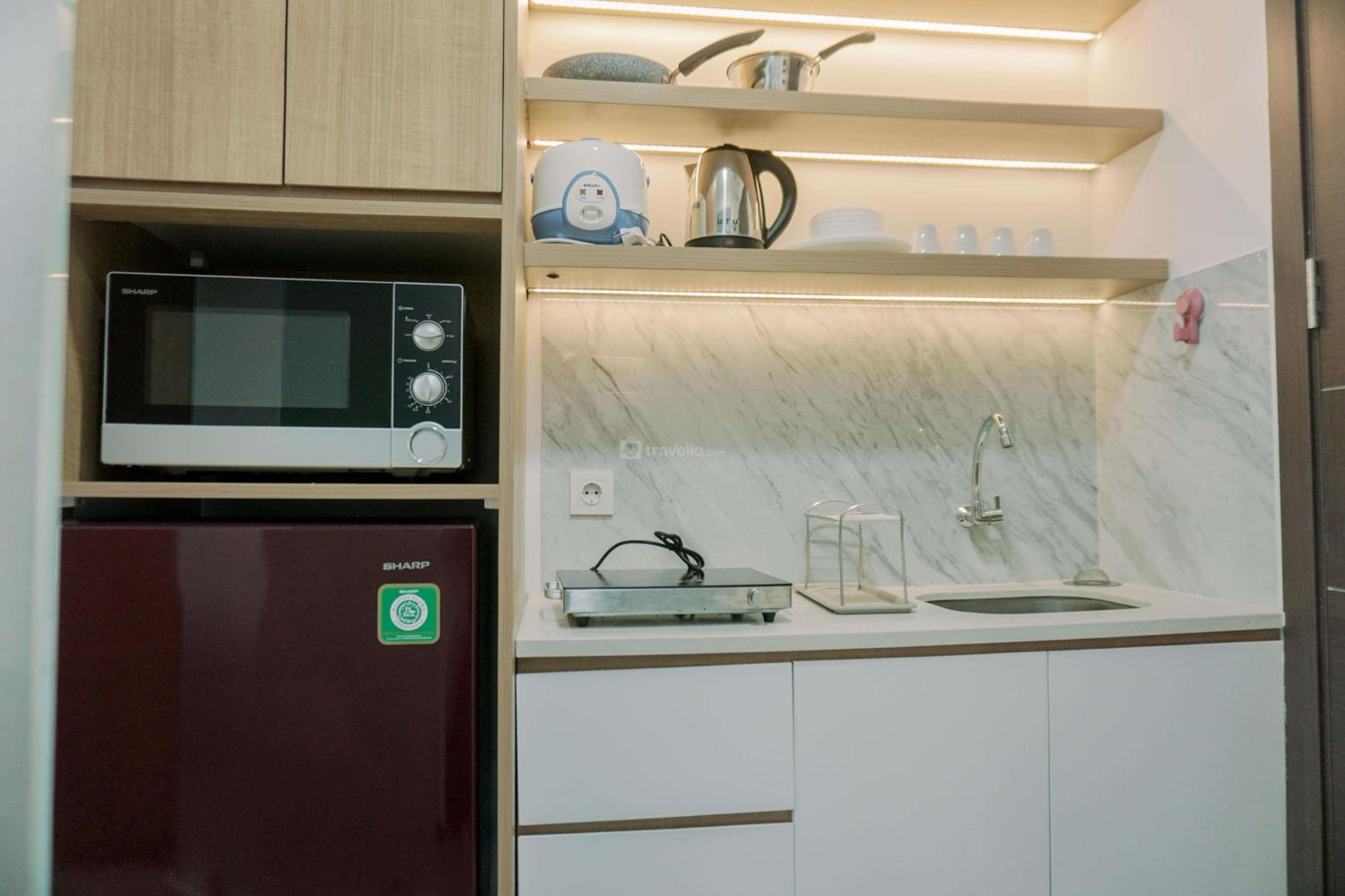 Modern Studio at Pacific Garden - Campus Town @Alam Sutera Apartment By Travelio view 4