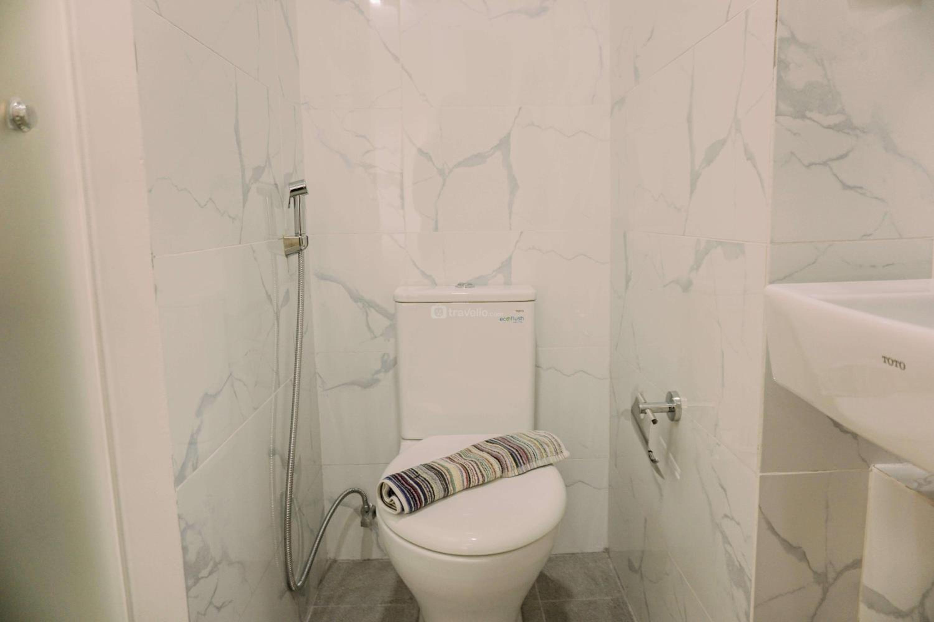 Modern Studio at Pacific Garden - Campus Town @Alam Sutera Apartment By Travelio view 5