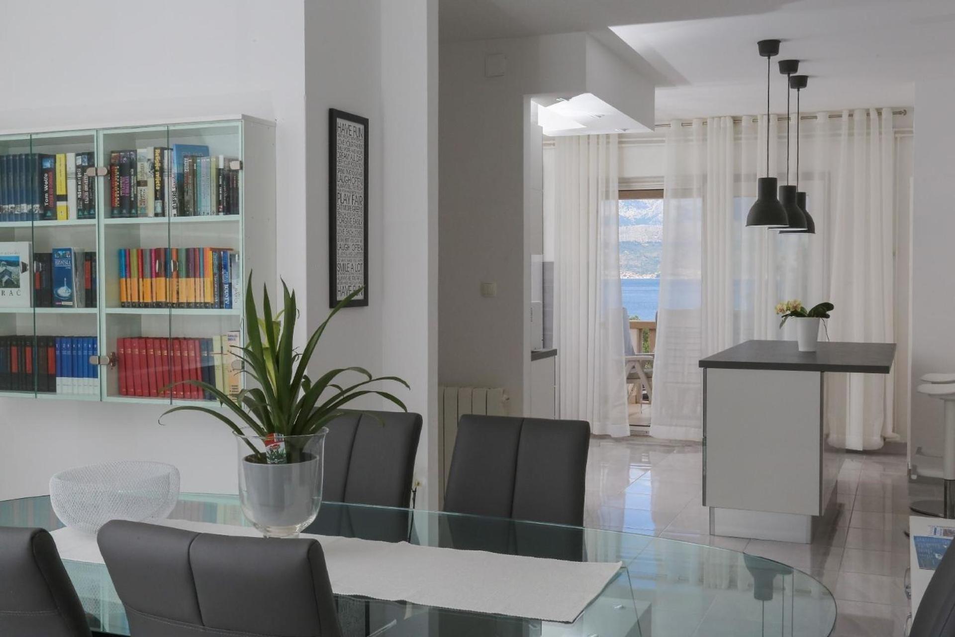 Komplett Ausgestattete Wohnung Für 7 Personen