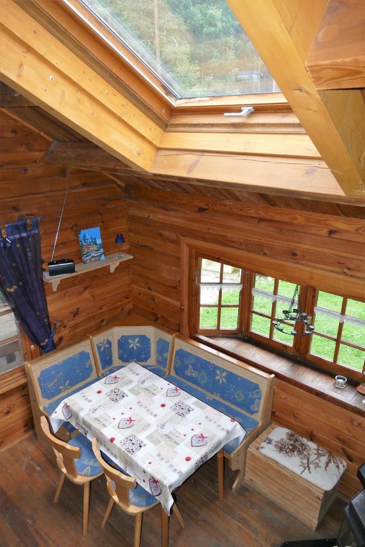 Blockhaus mitten im Wald, sehr urig und gemütlich, etwas für Naturliebhaber