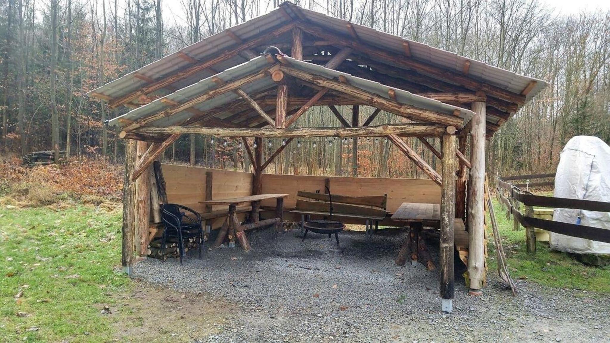 Blockhaus mitten im Wald, sehr urig und gemütlich, etwas für Naturliebhaber