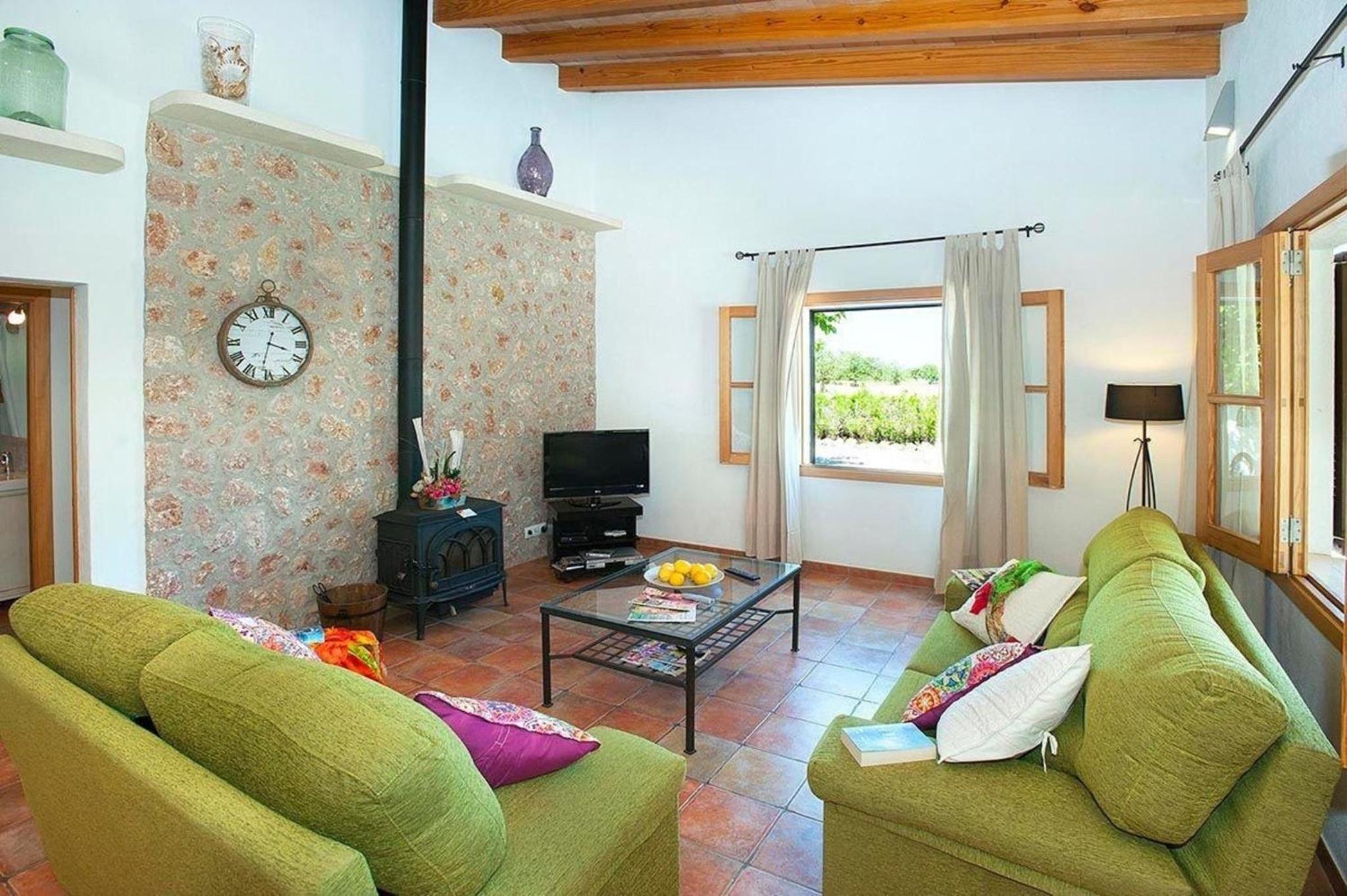 Schönes Ferienhaus In Alcúdia Mit Großem Pool