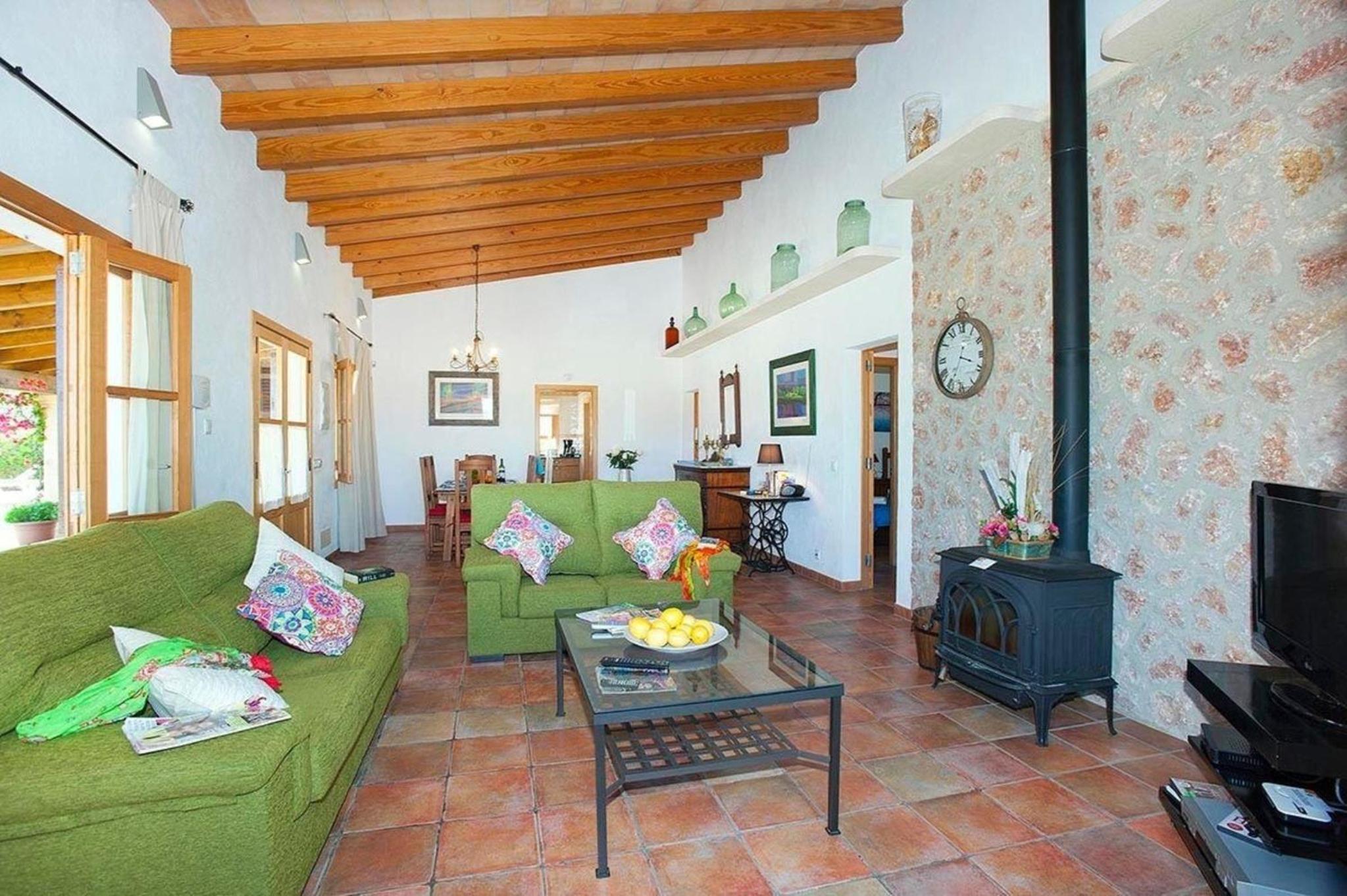 Schönes Ferienhaus In Alcúdia Mit Großem Pool