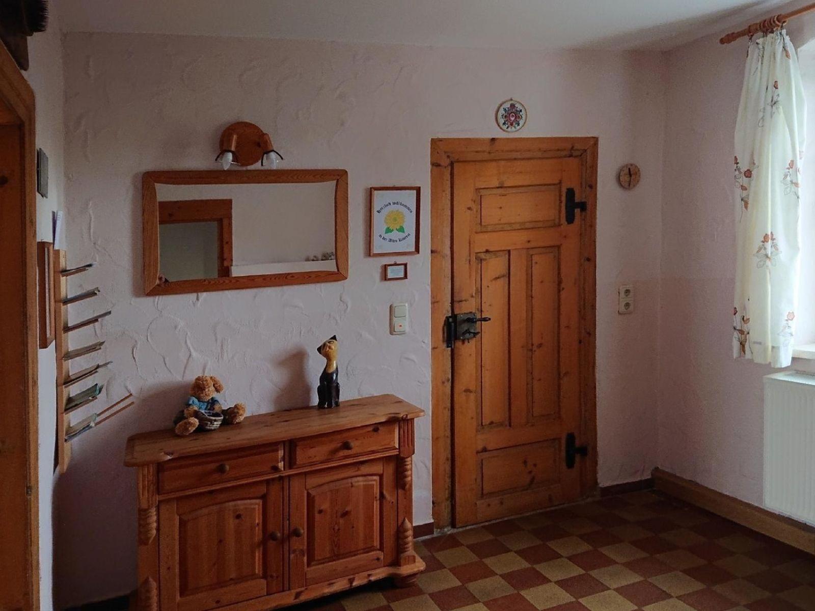 Ferienhaus mit Garten, Weinlaube und Aussenpool