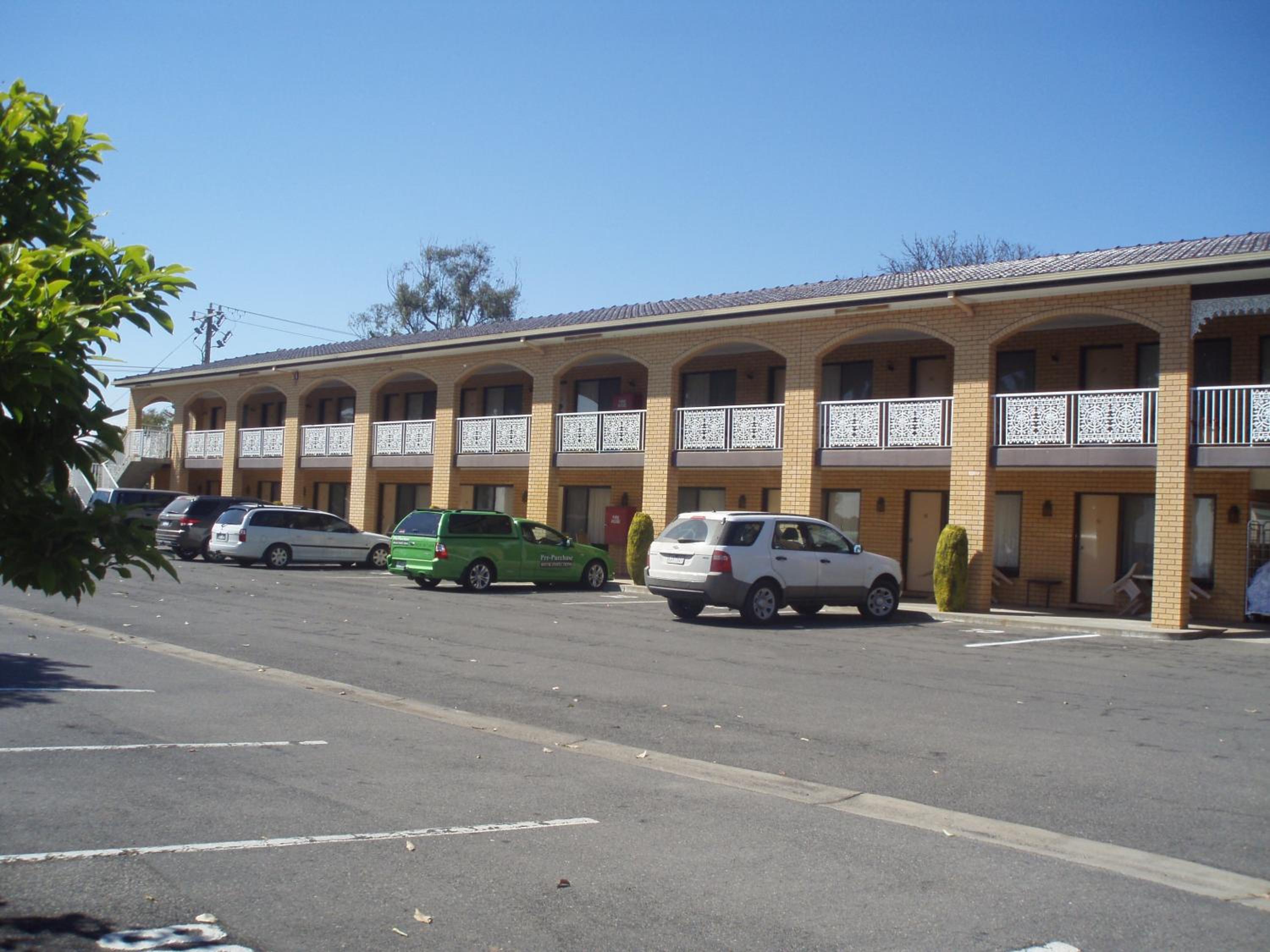 Lakeview Motel