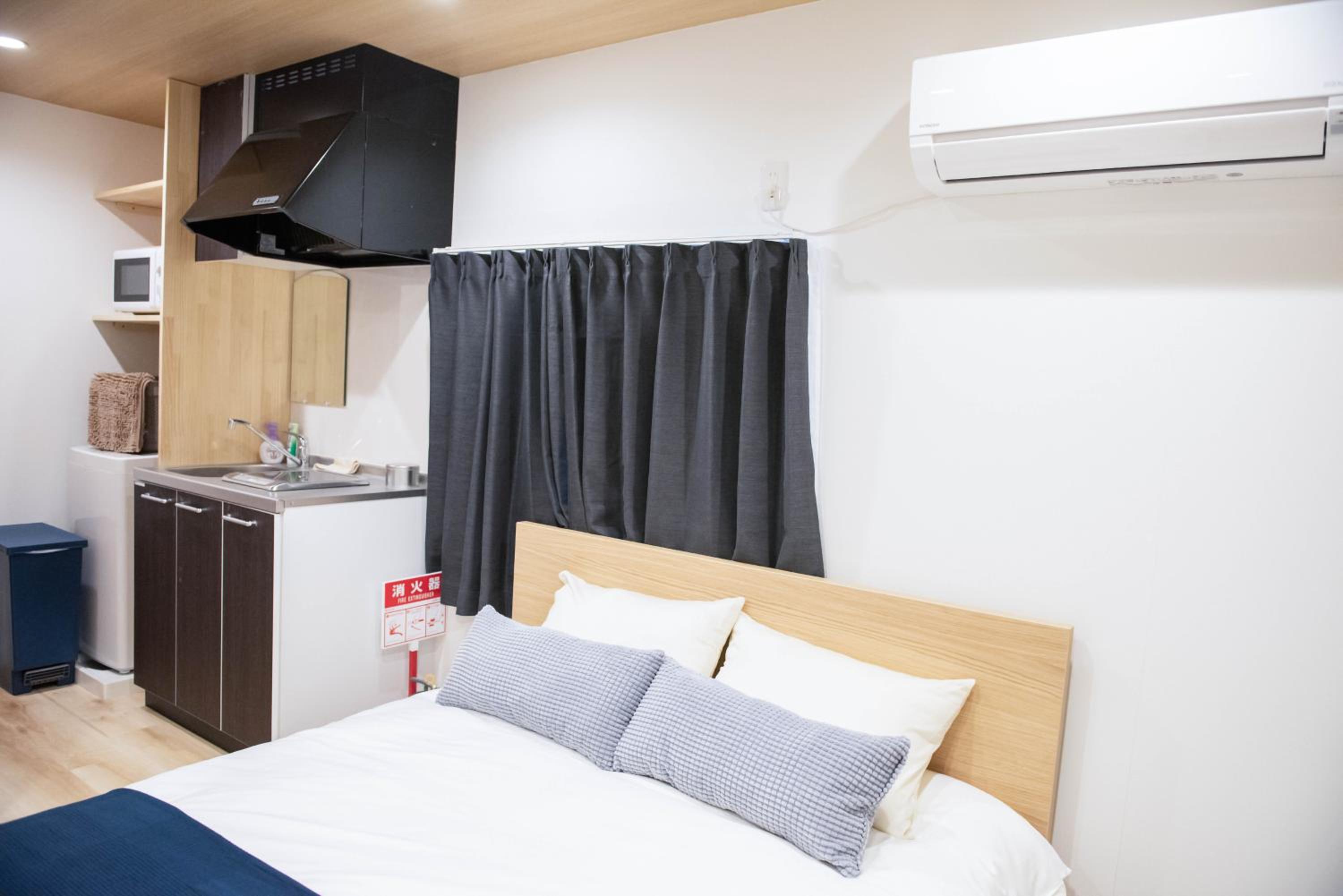 HollyResidence Osaka Imamiya Hanazno 4ppl NambaUSJ Holly 1F