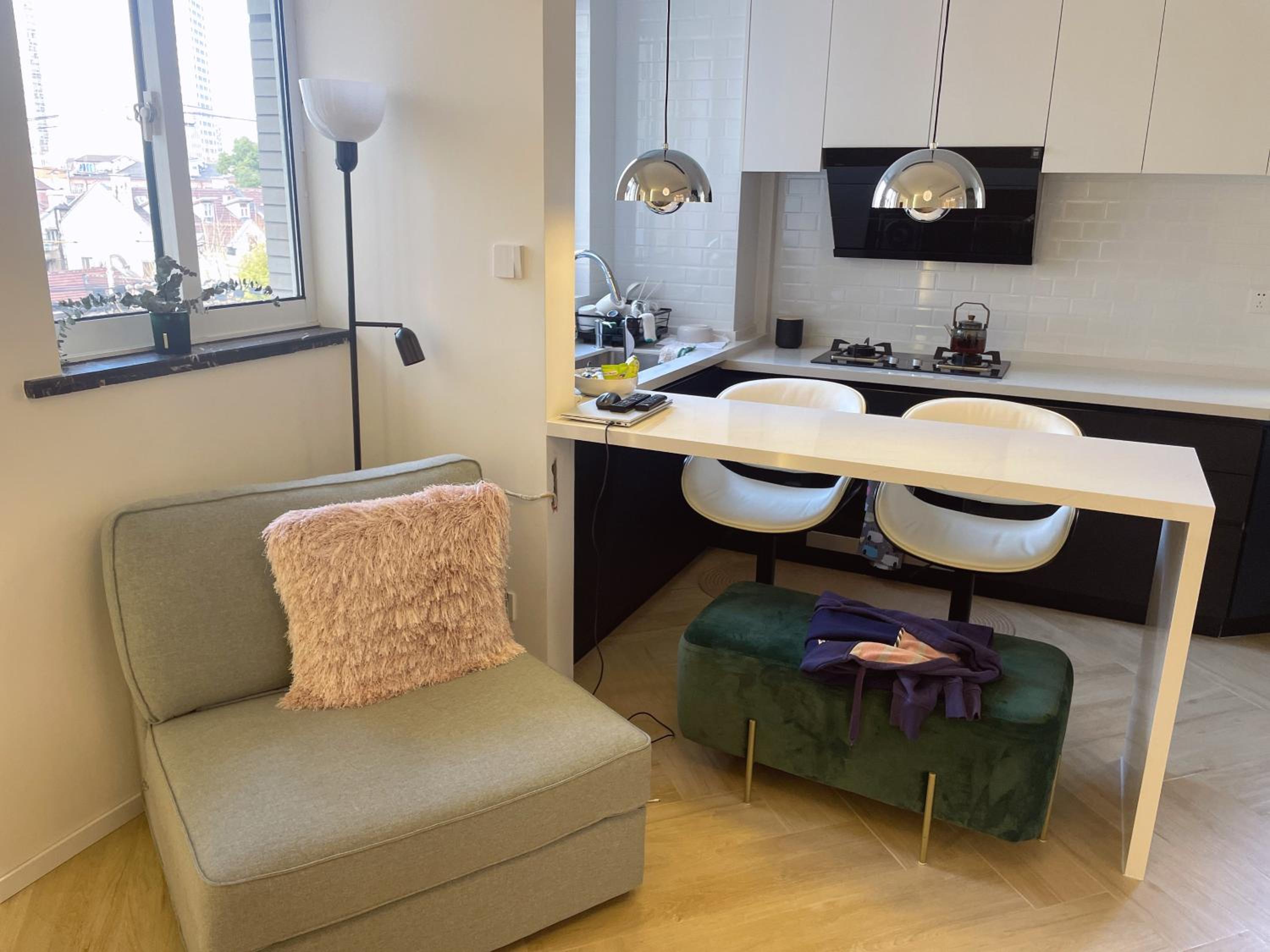 One Bedroom Suite 401 in Shanghai Downtown