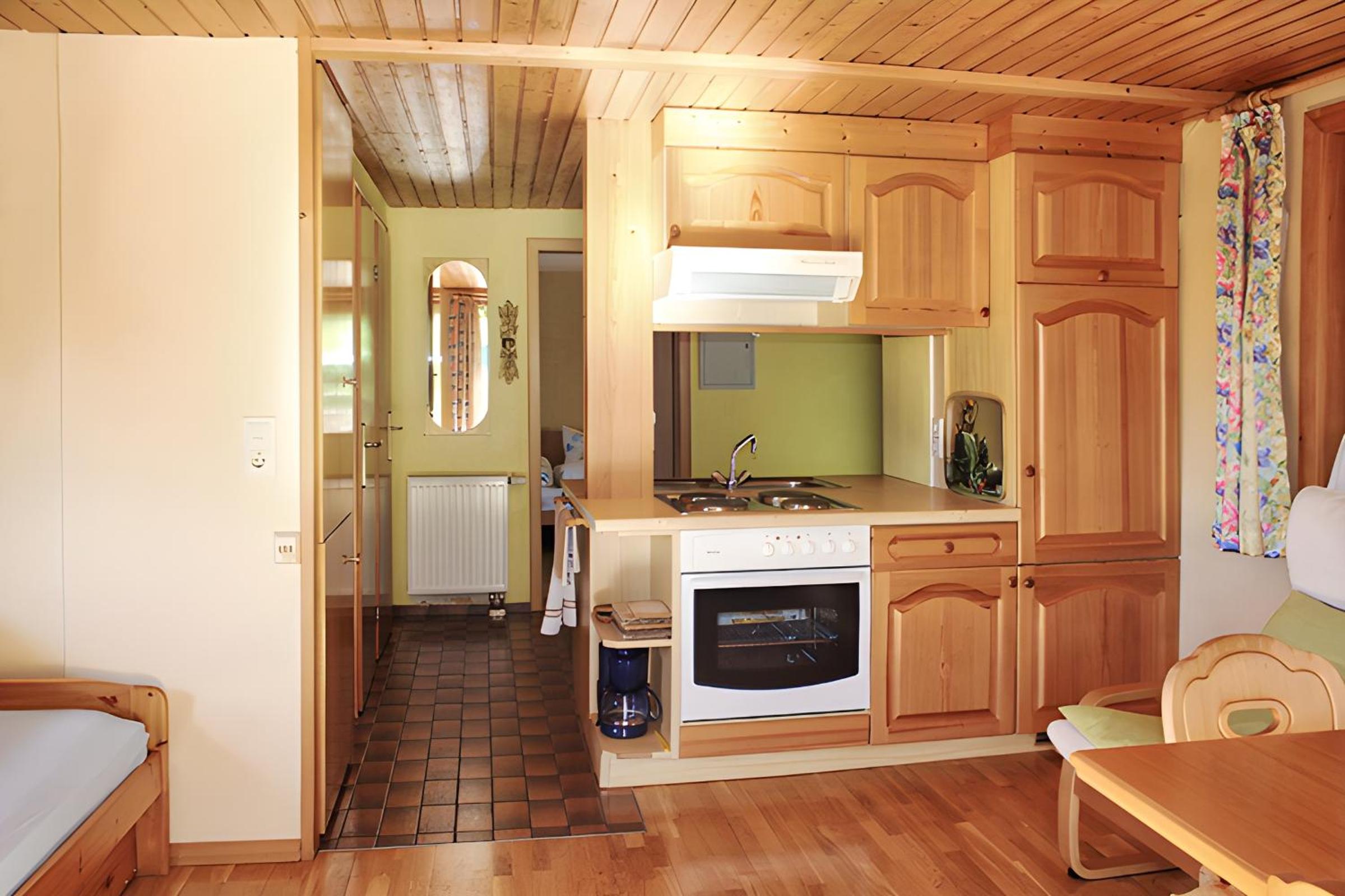 Small holiday cottage Ivy en Schuttertal — kitchen