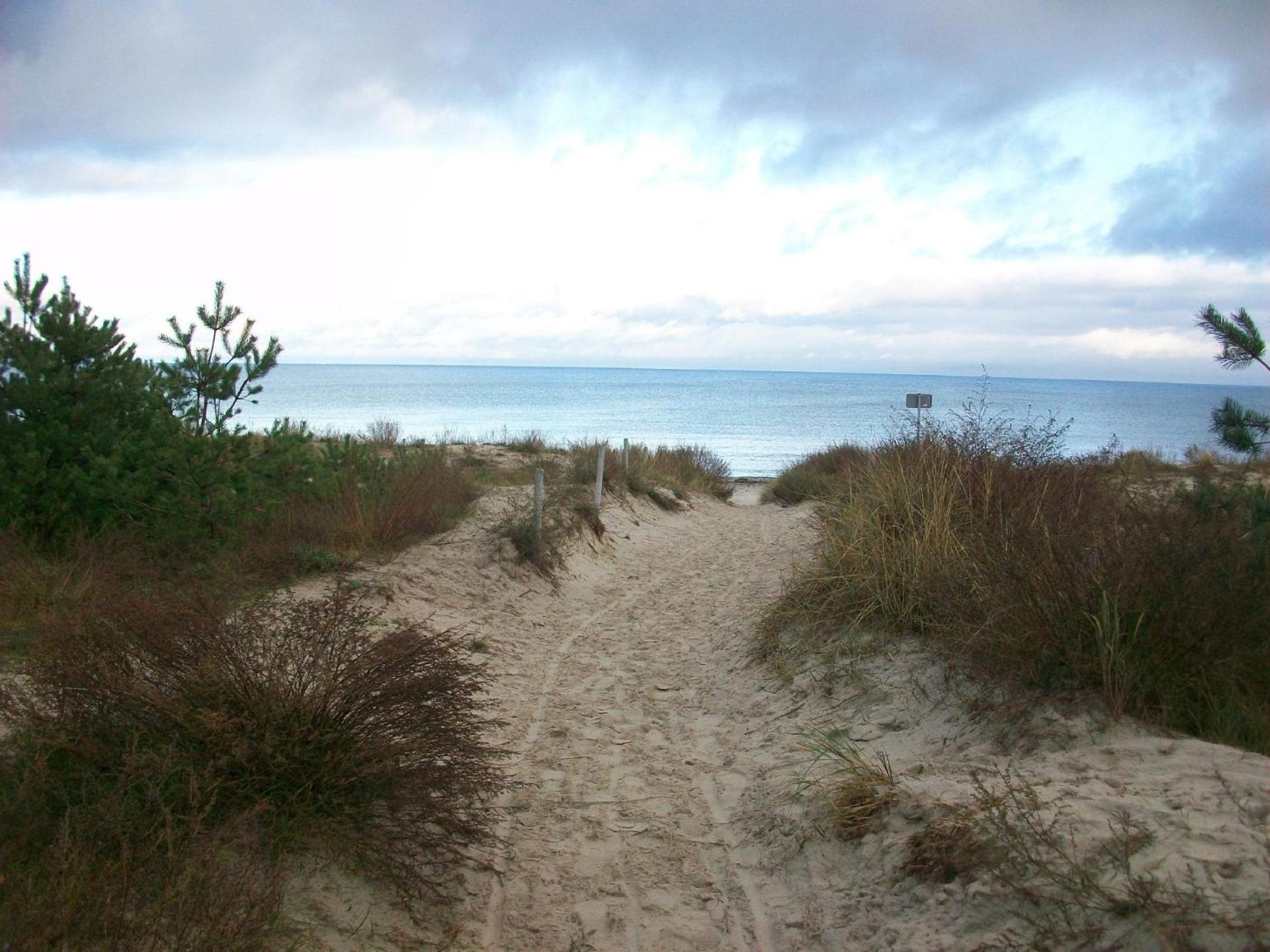 Strandnahe Ferienwohnung In Ruhiger Lage