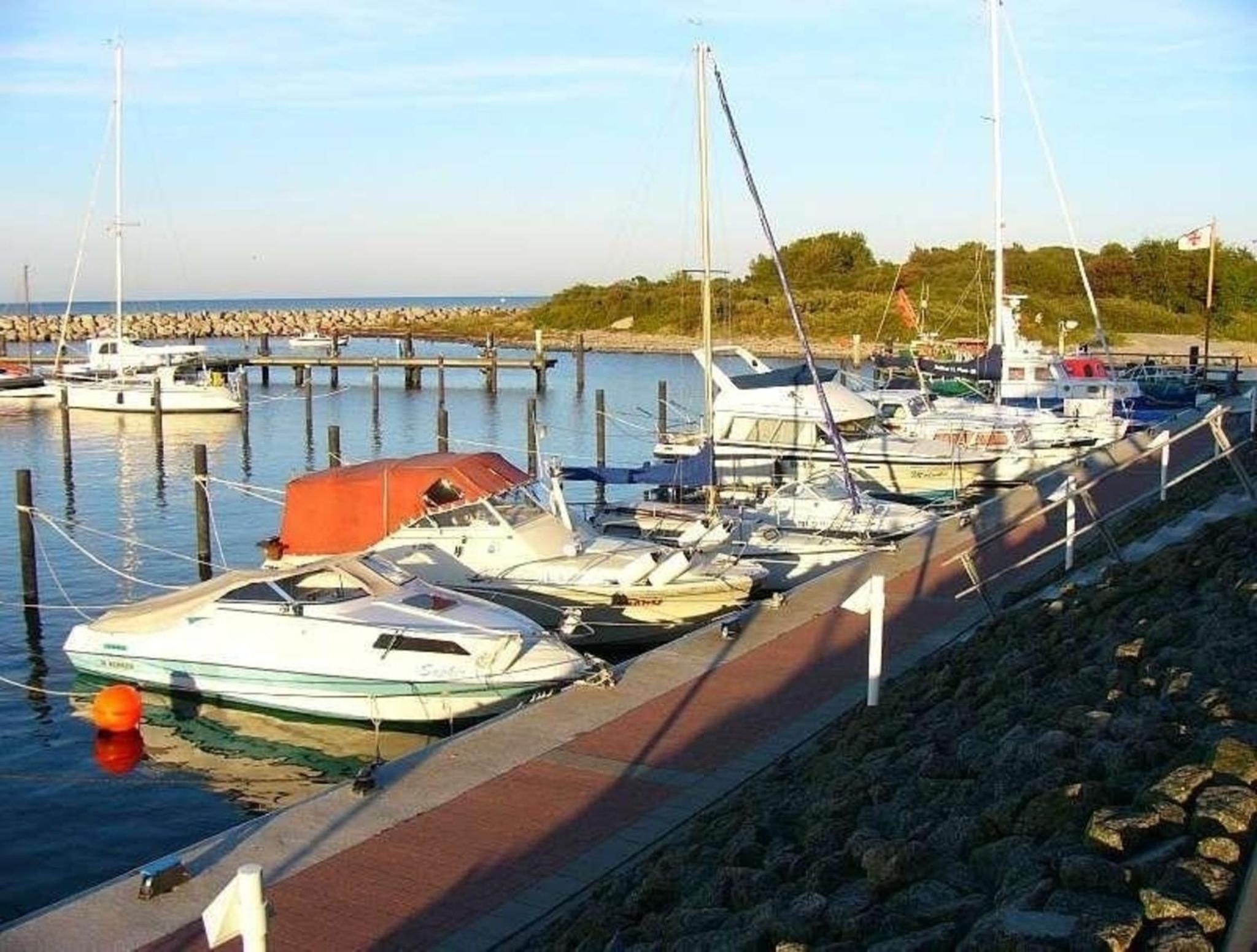 Strandnahe Ferienwohnung In Ruhiger Lage