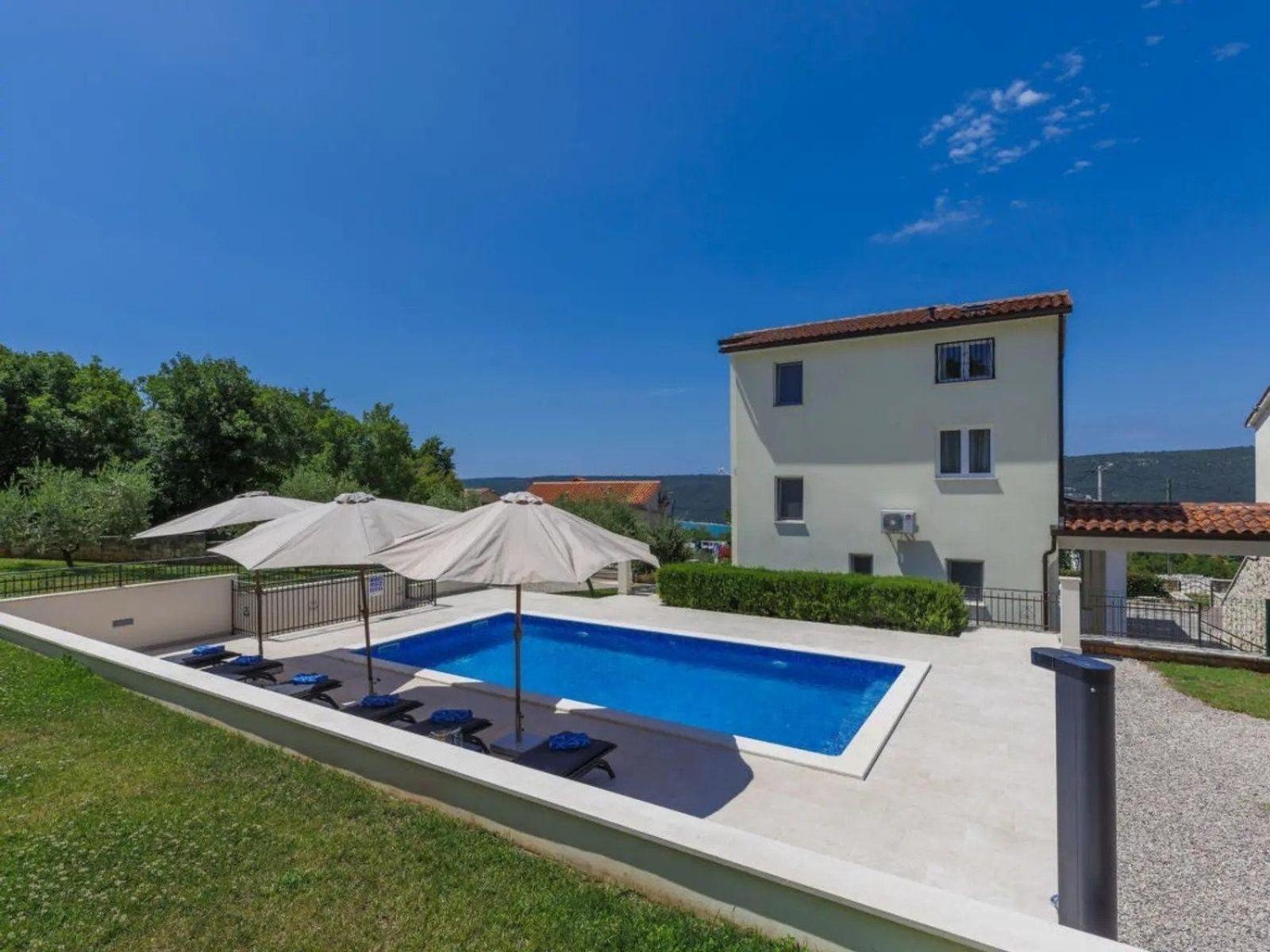 Villa Camellia Trget view 4