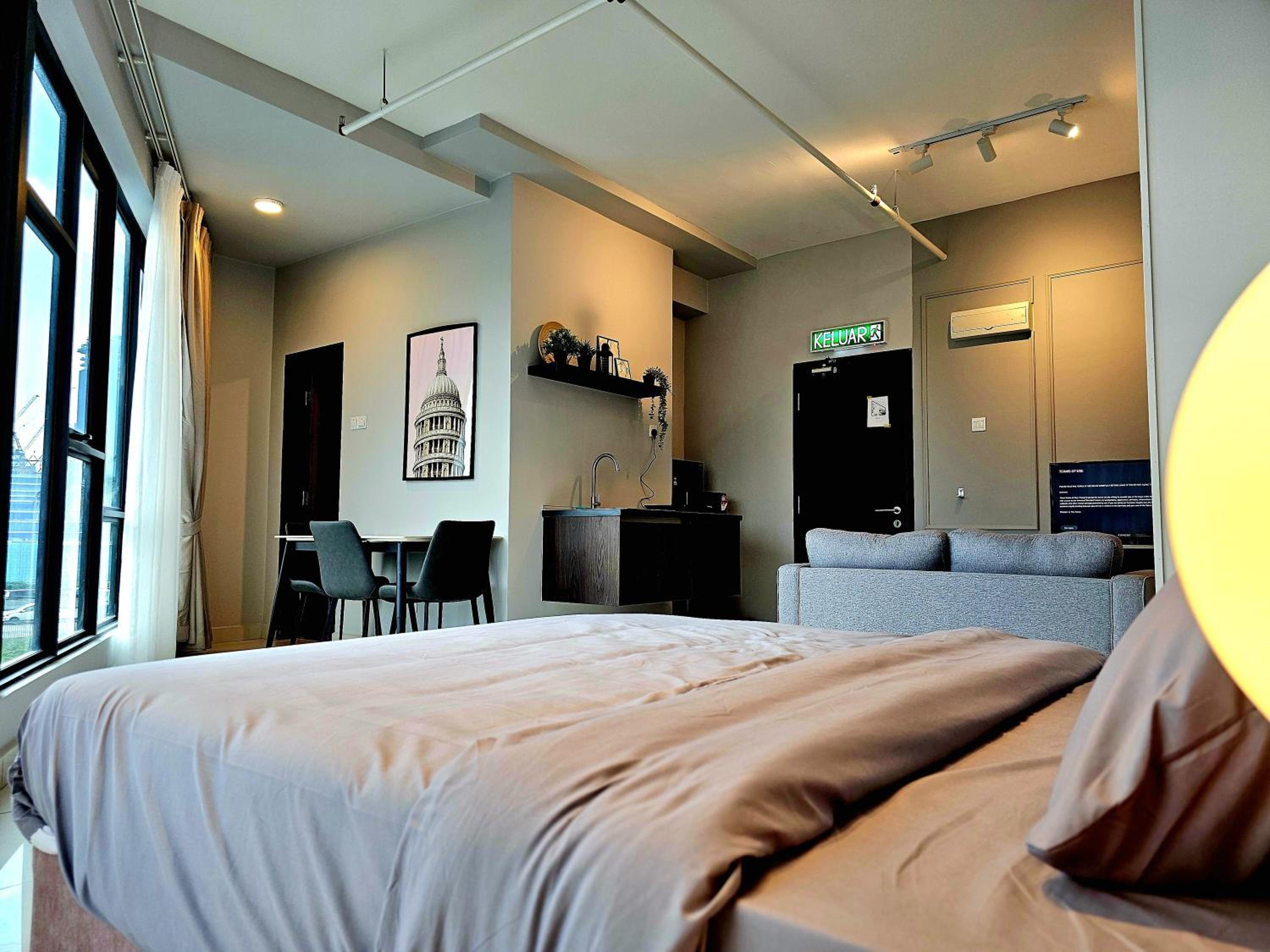 EduMetro by EPS Homestay photo 8