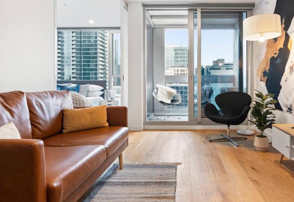 2 Units! Dual Building CBD Living, 1 Min to SkyBus