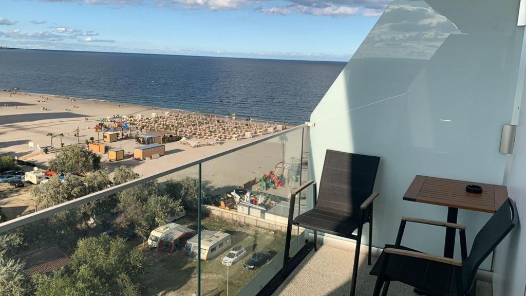 White Tower Mamaia Studio 806