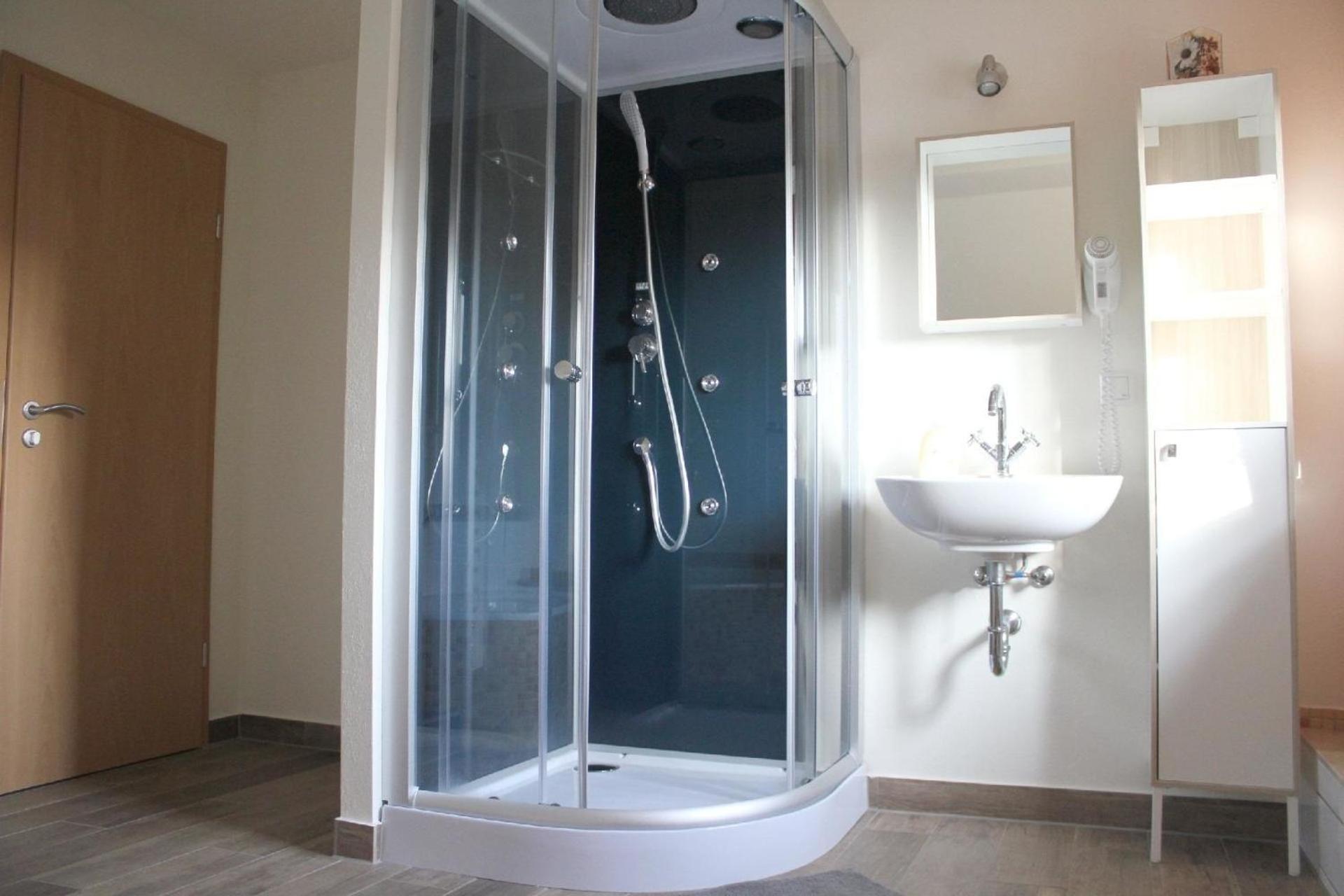 Appartement in Hinterjessen mit Terrasse, gemeinsamem Pool und Grill