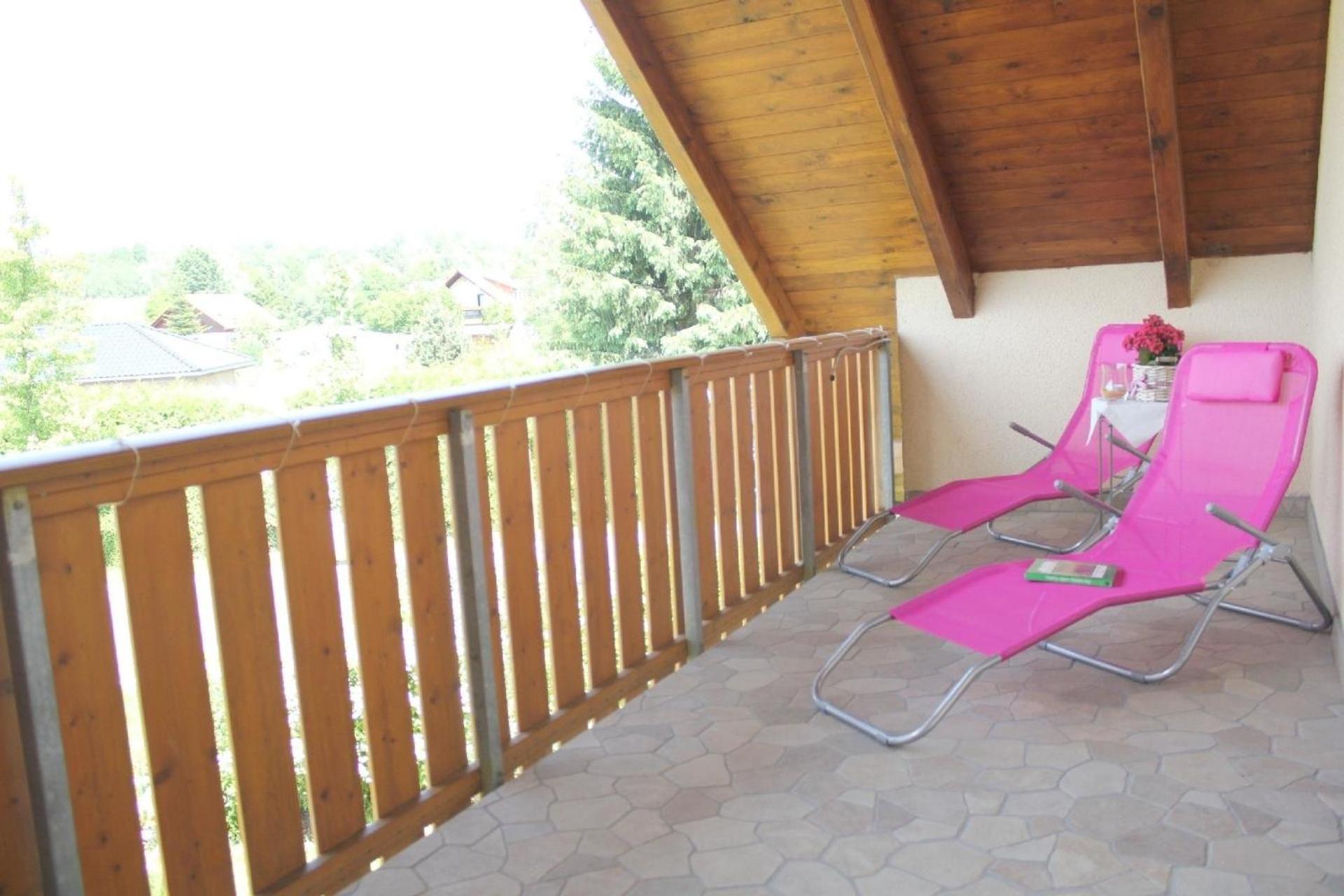 Appartement in Hinterjessen mit Terrasse, gemeinsamem Pool und Grill