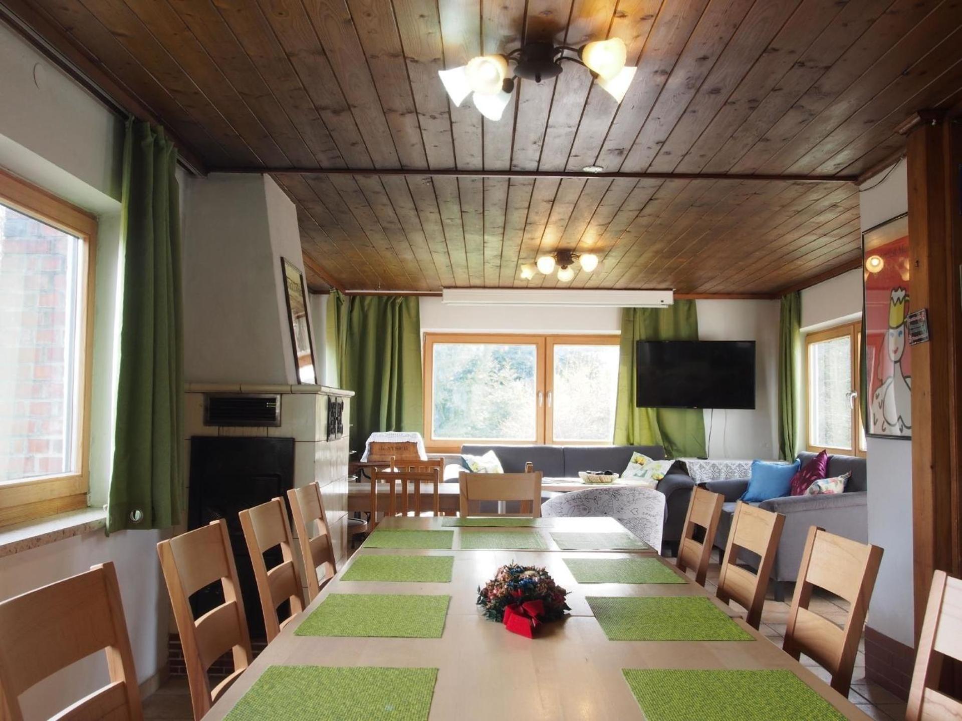 Geräumigs Ferienhaus in der Nähe des Chiemsees