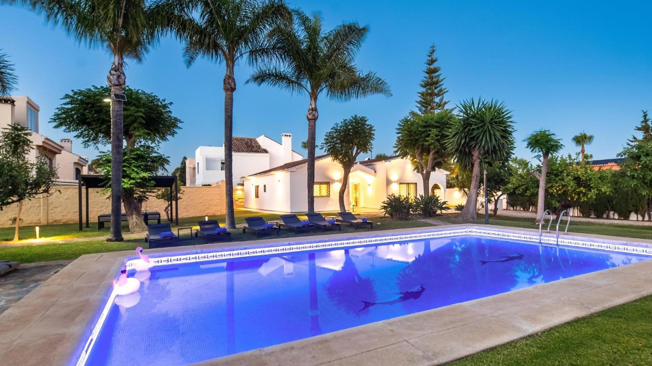 Costalita Cozy Sea Front Villa