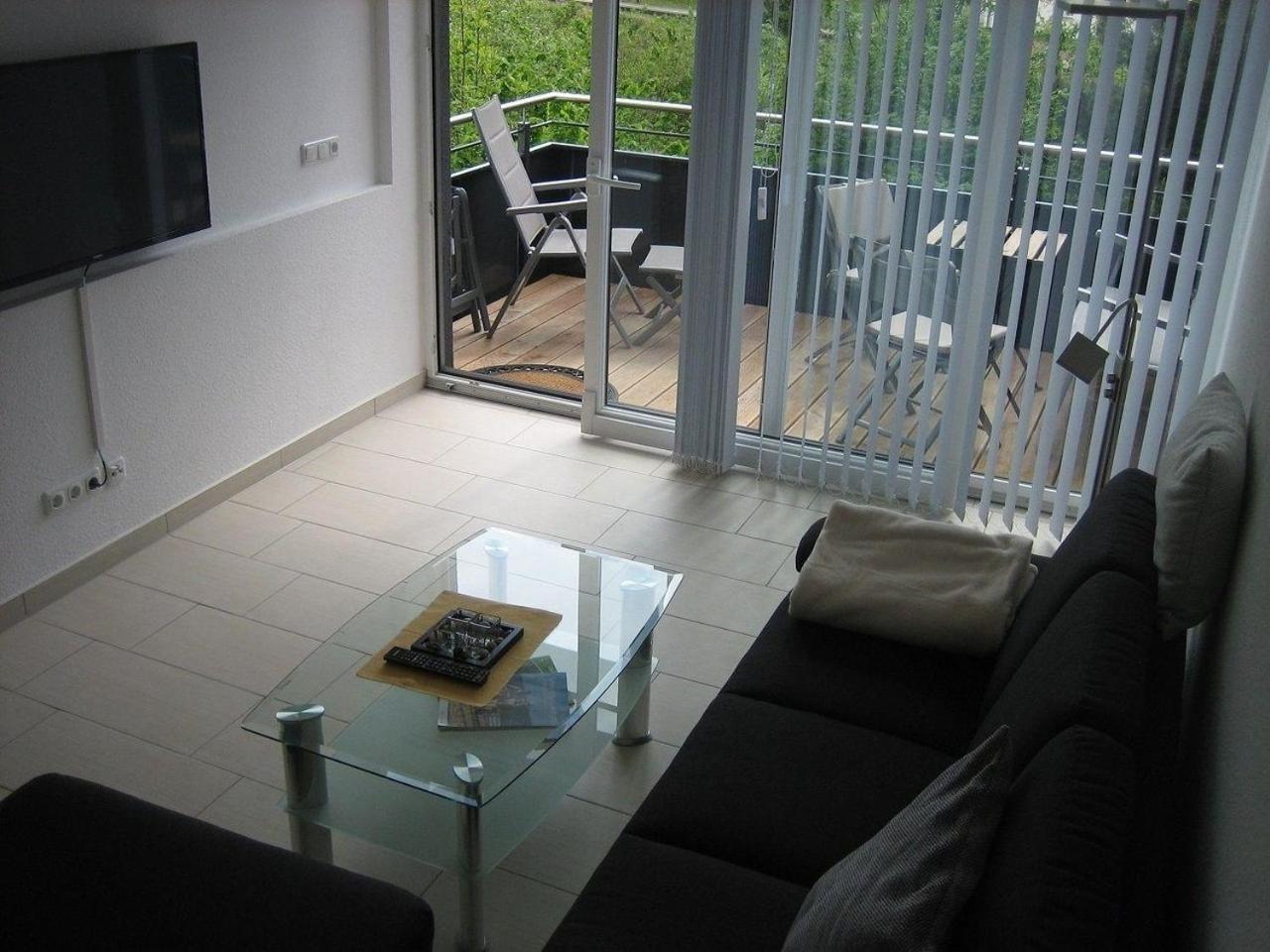 Modern eingerichtete Ferienwohnung mit Balkon in zentraler Lage