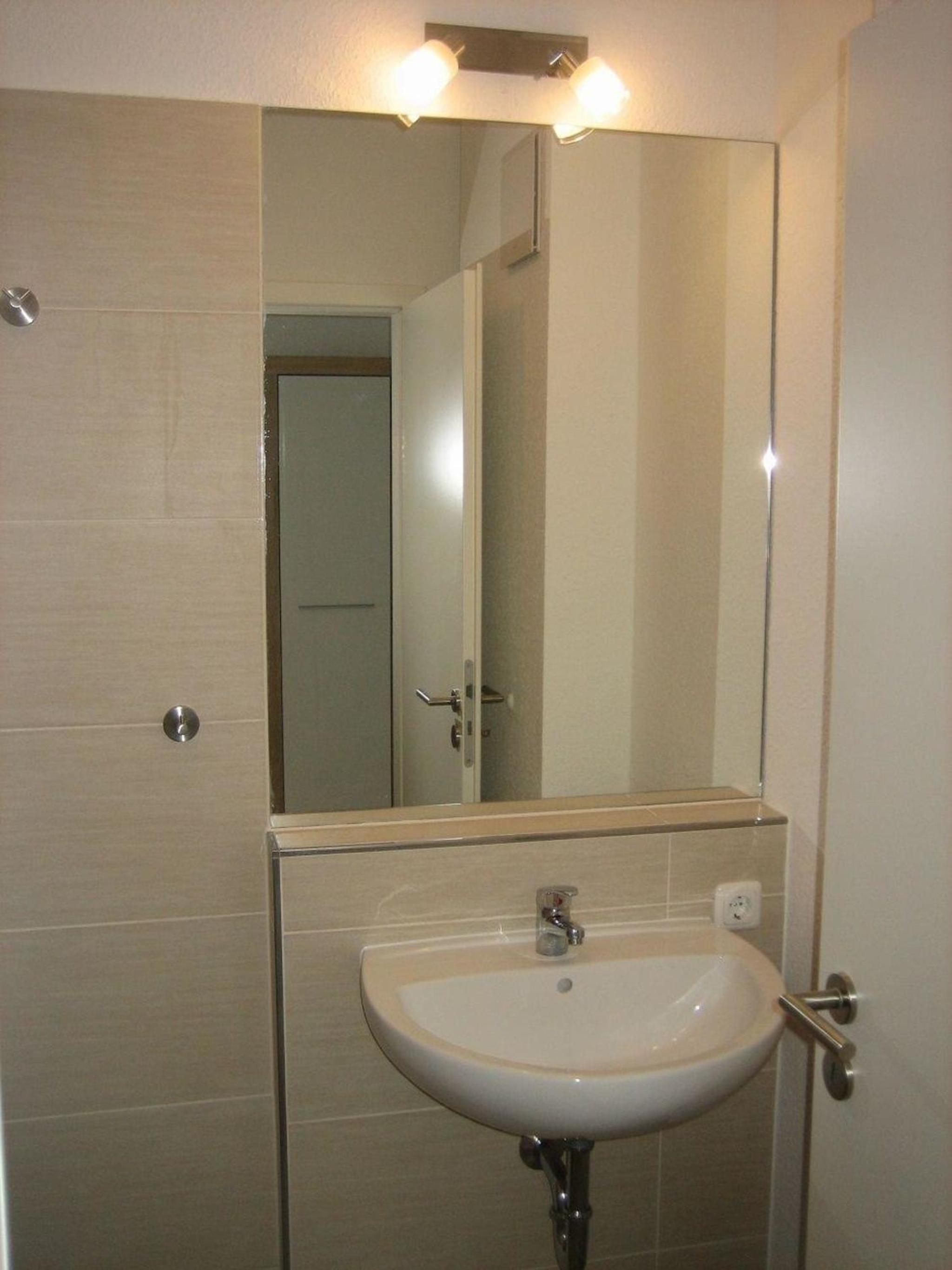Modern eingerichtete Ferienwohnung mit Balkon in zentraler Lage