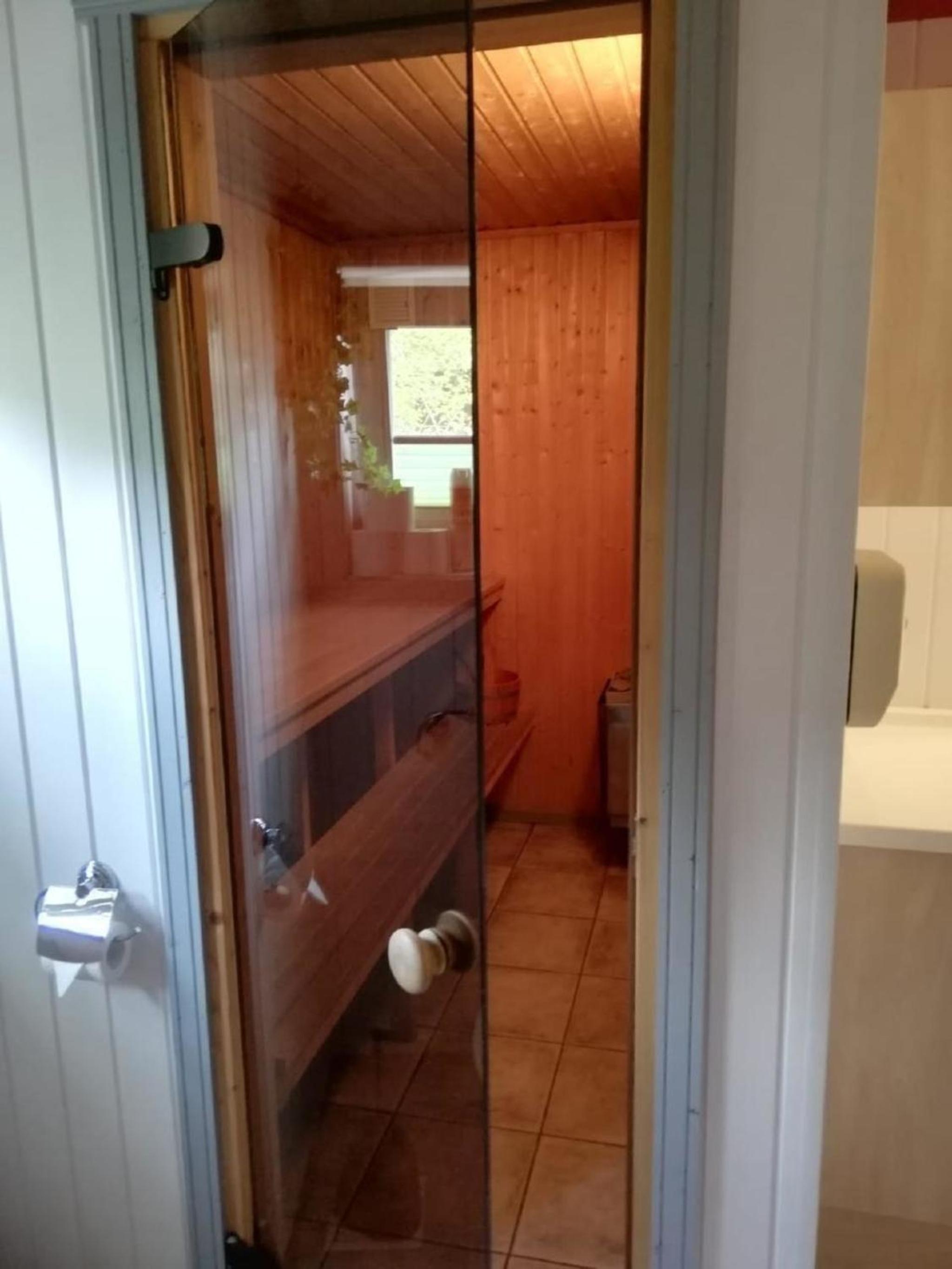 Ferienhaus in Neuringe mit Whirlpool, Grill und Terrasse