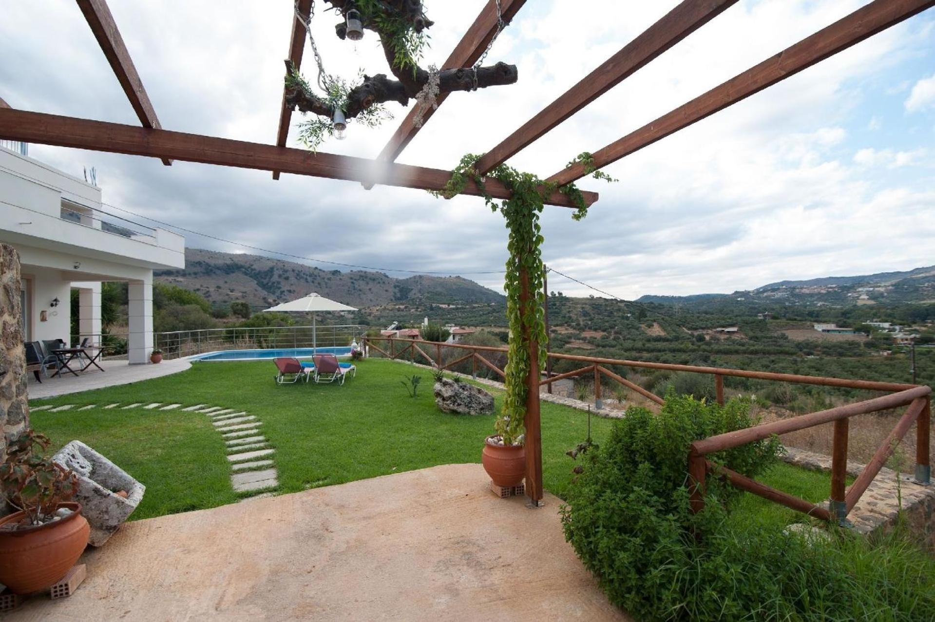 Ferienhaus für 8 Personen 2 Kinder ca 200 qm in Georgioupolis, Kreta West-Kreta view 3