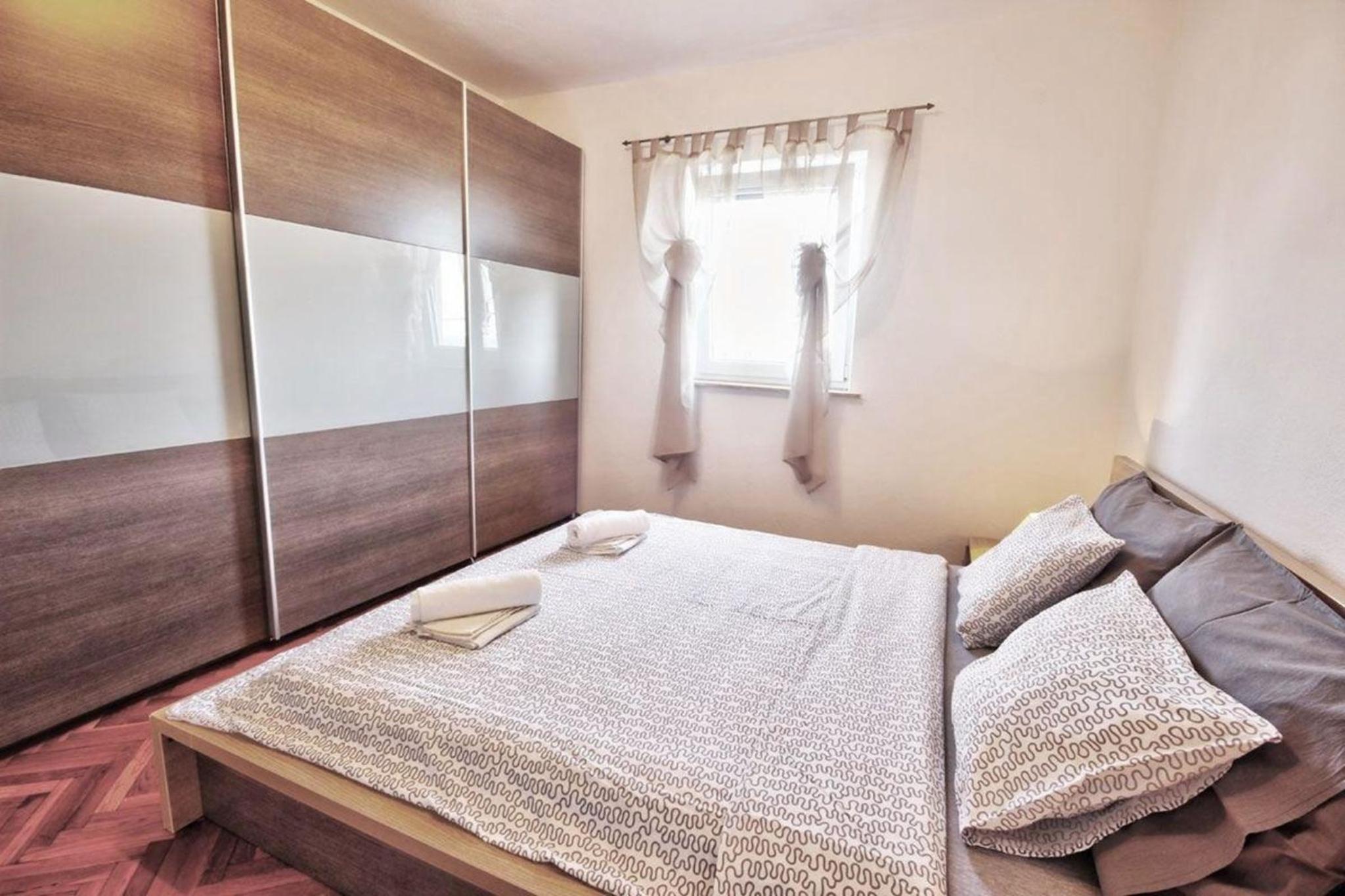 Gesamte Wohnung Mit Terrasse Und Meerblick view 2