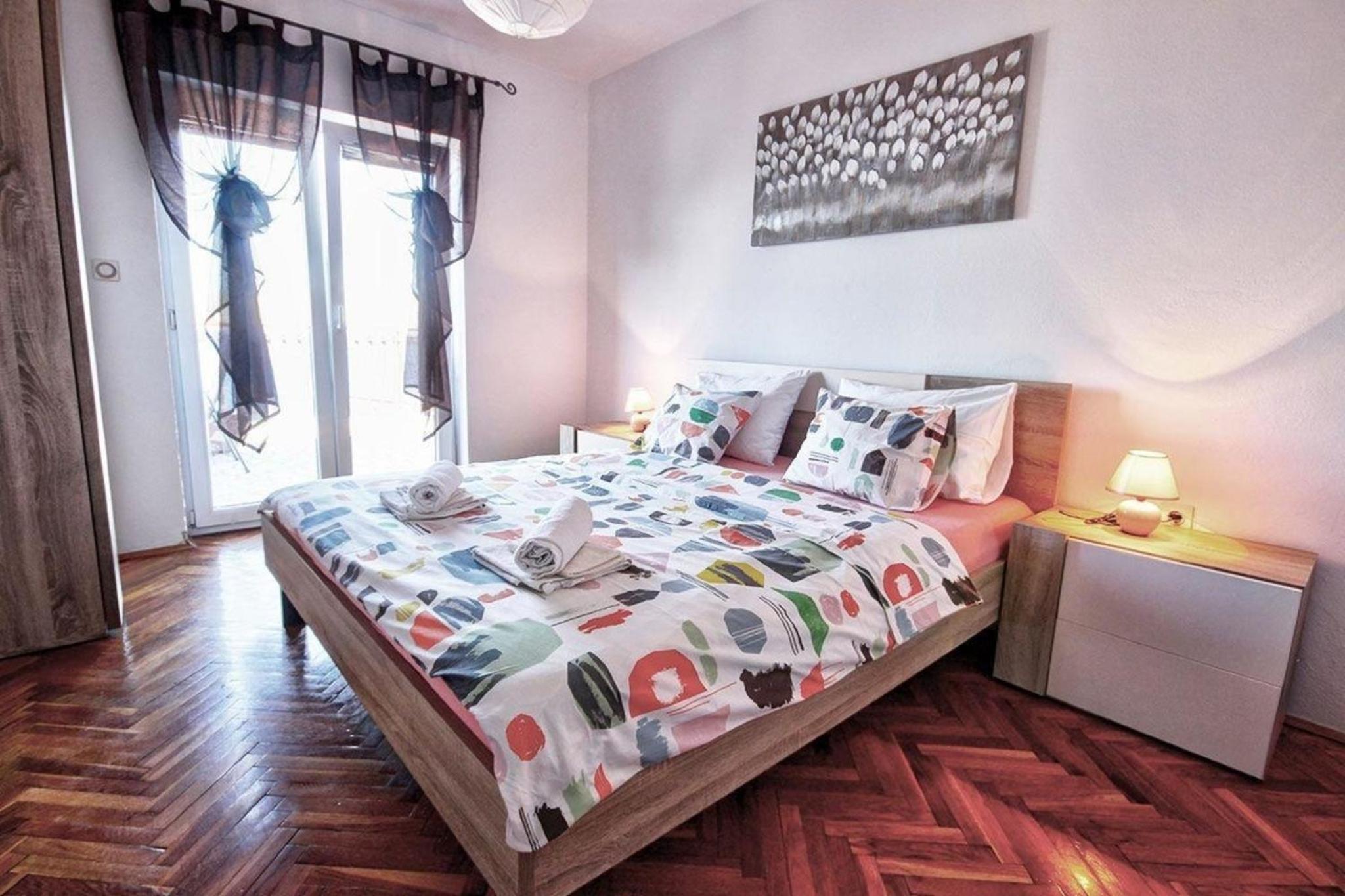 Gesamte Wohnung Mit Terrasse Und Meerblick view 3