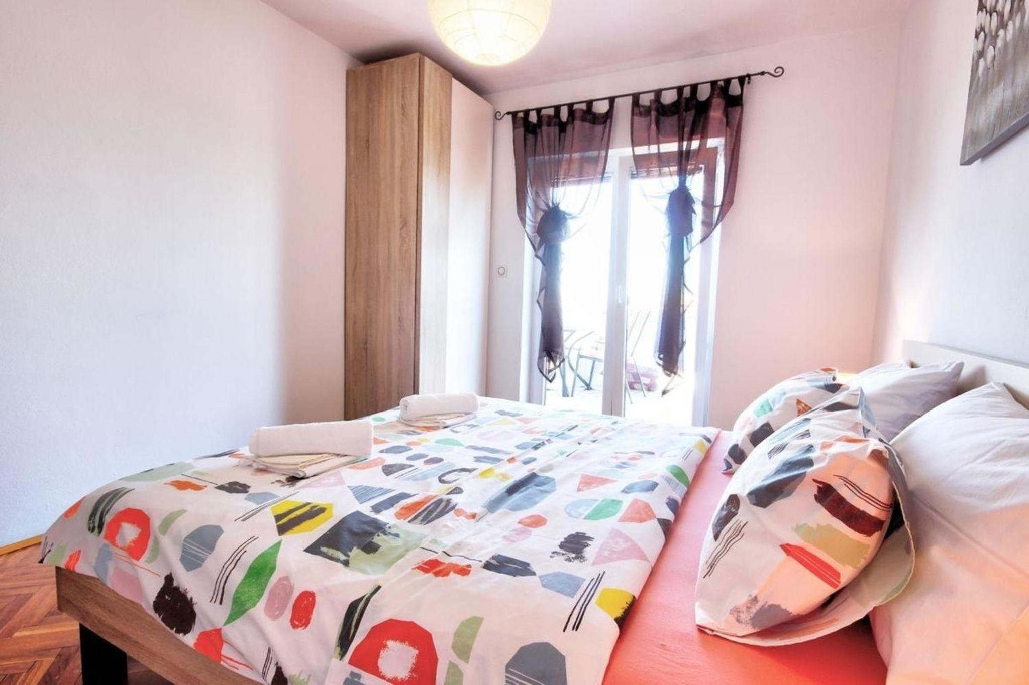 Gesamte Wohnung Mit Terrasse Und Meerblick view 4
