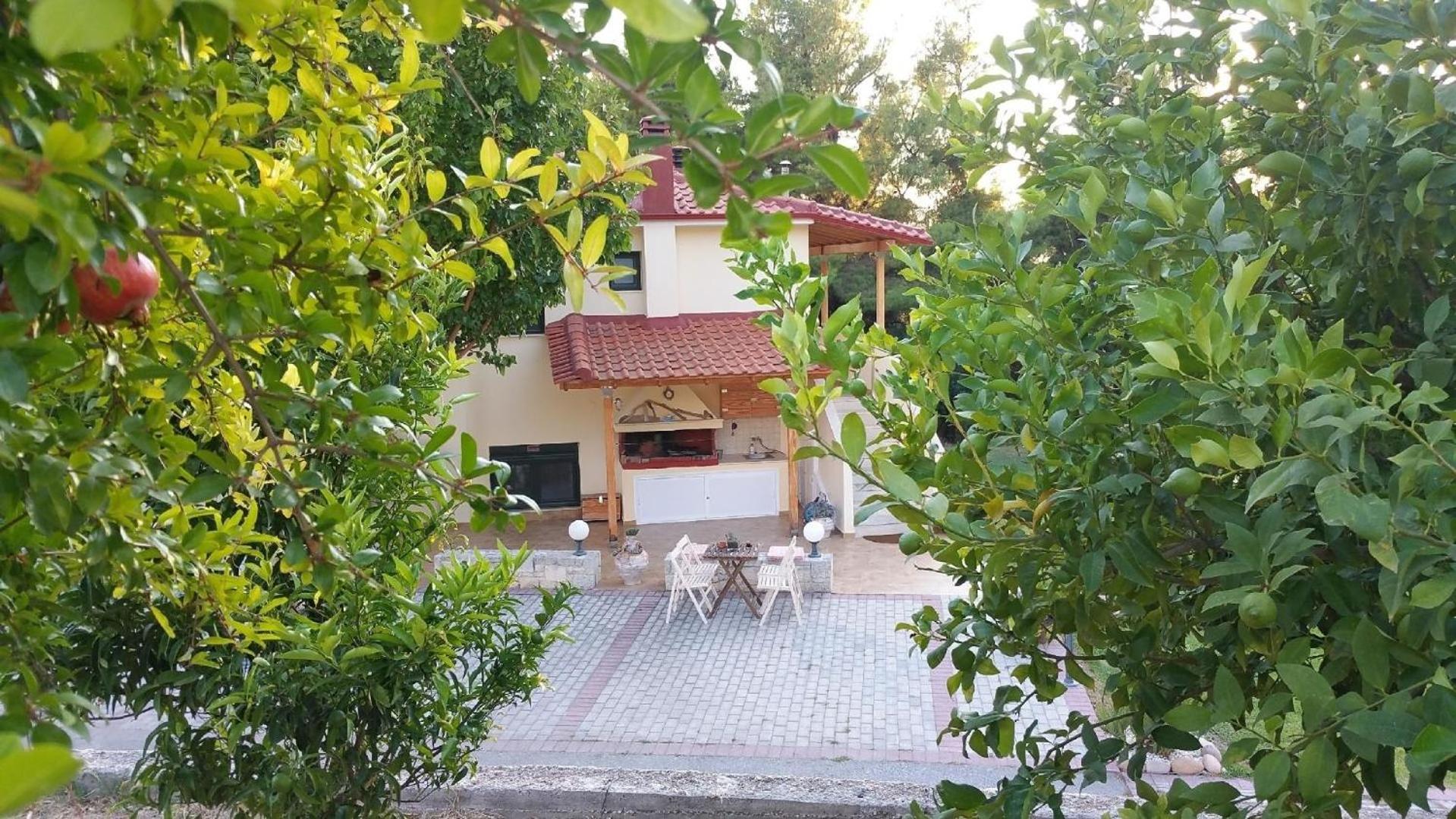 Komfortables Ferienhaus in Aploma mit Großem Balkon view 3
