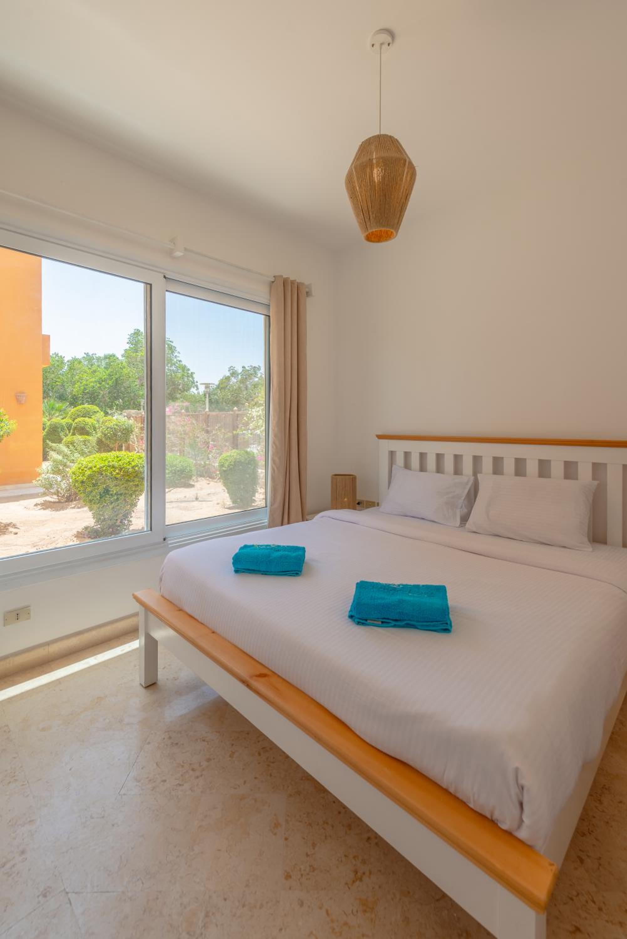 Charming Apartment with Pool in prime location