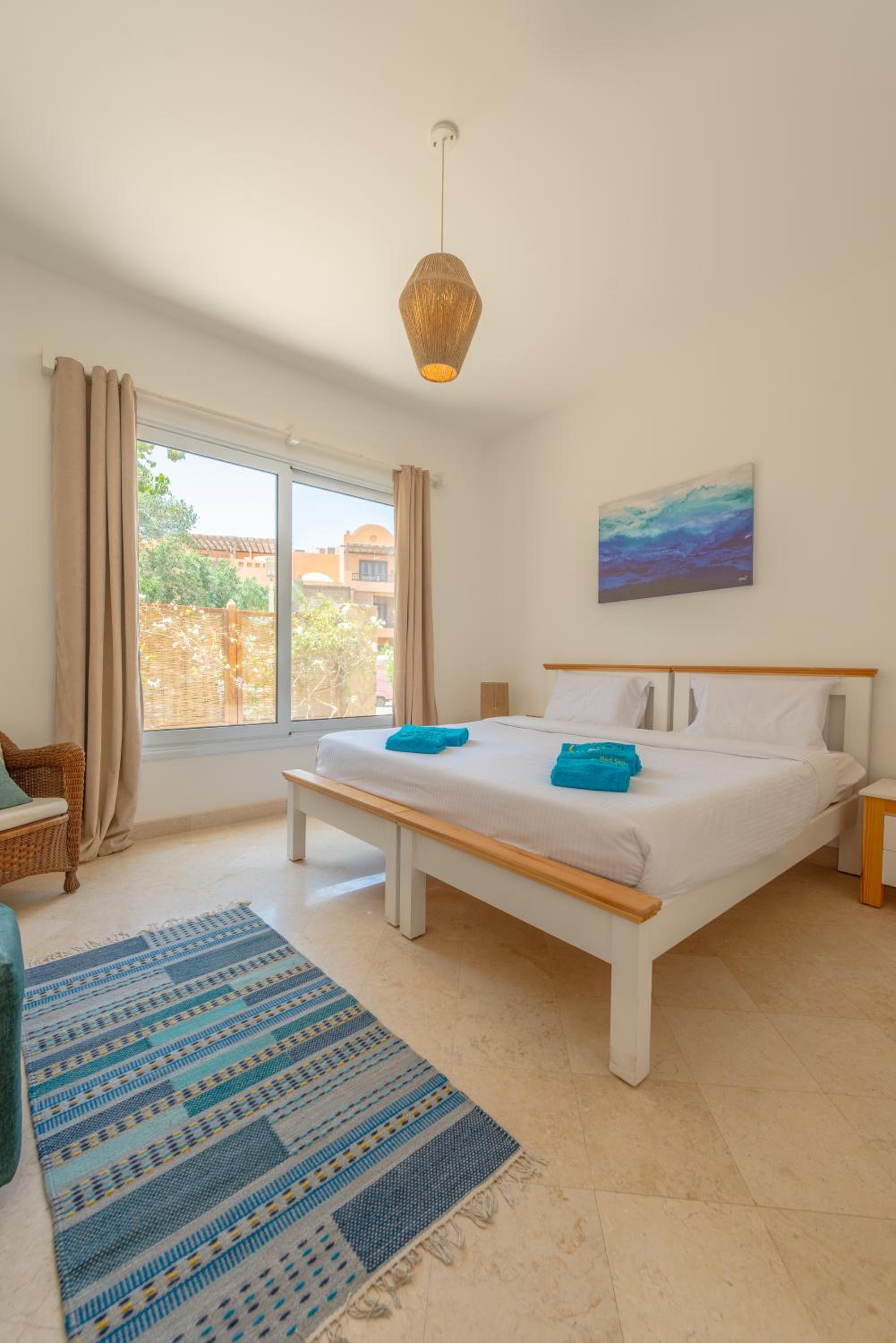 Charming Apartment with Pool in prime location