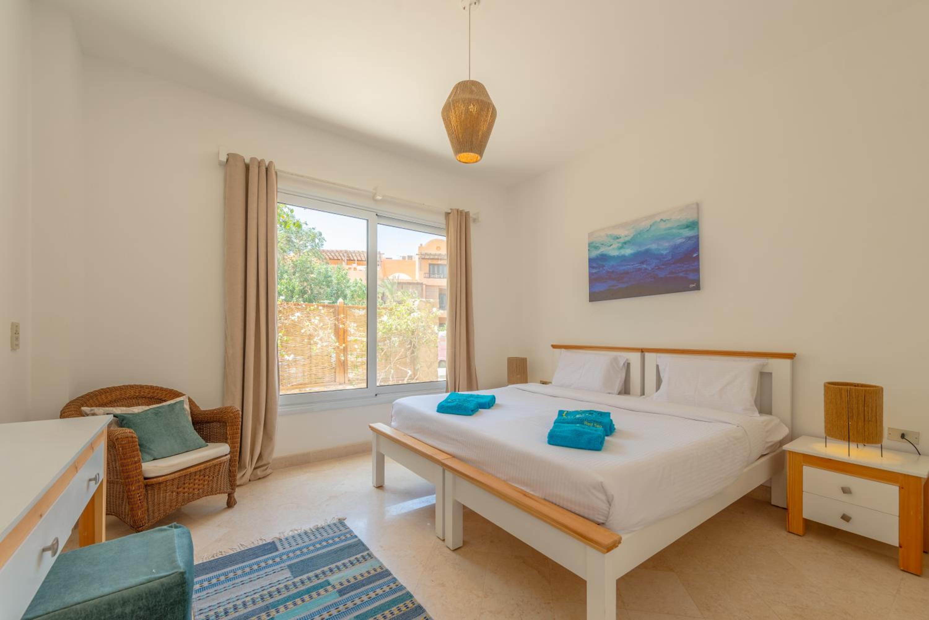Charming Apartment with Pool in prime location