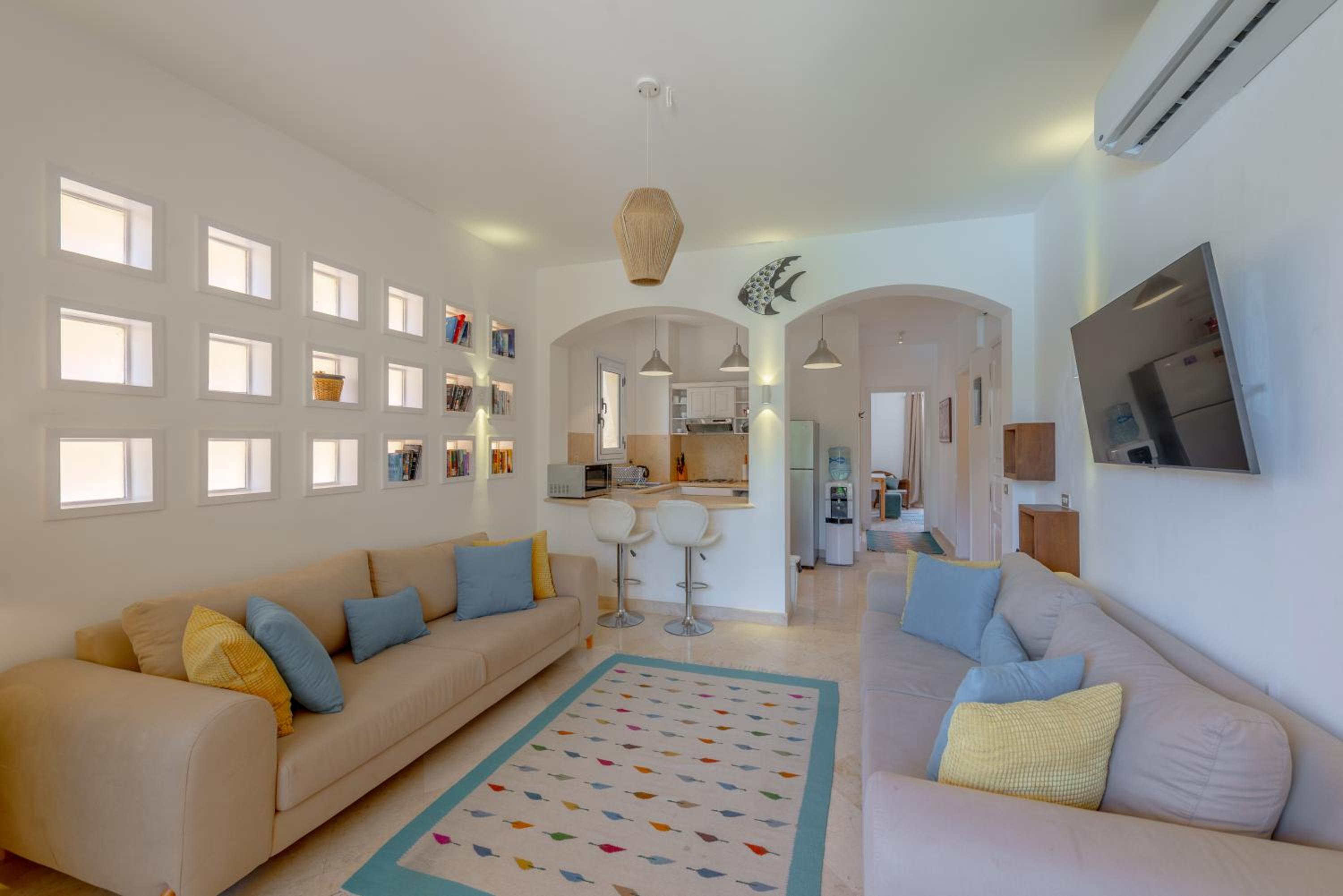 Charming Apartment with Pool in prime location