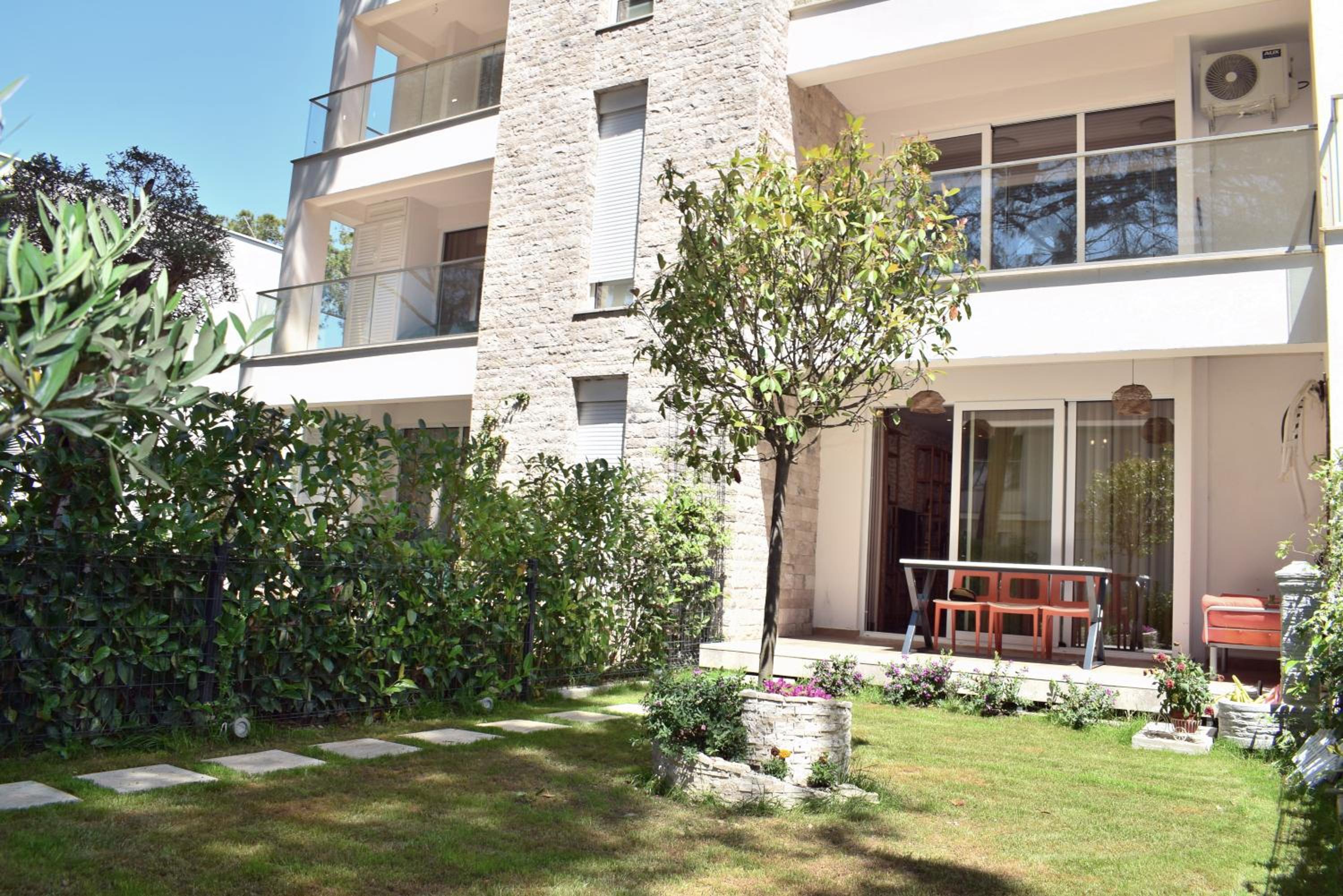 Garden Apartment In San Pietro - 283