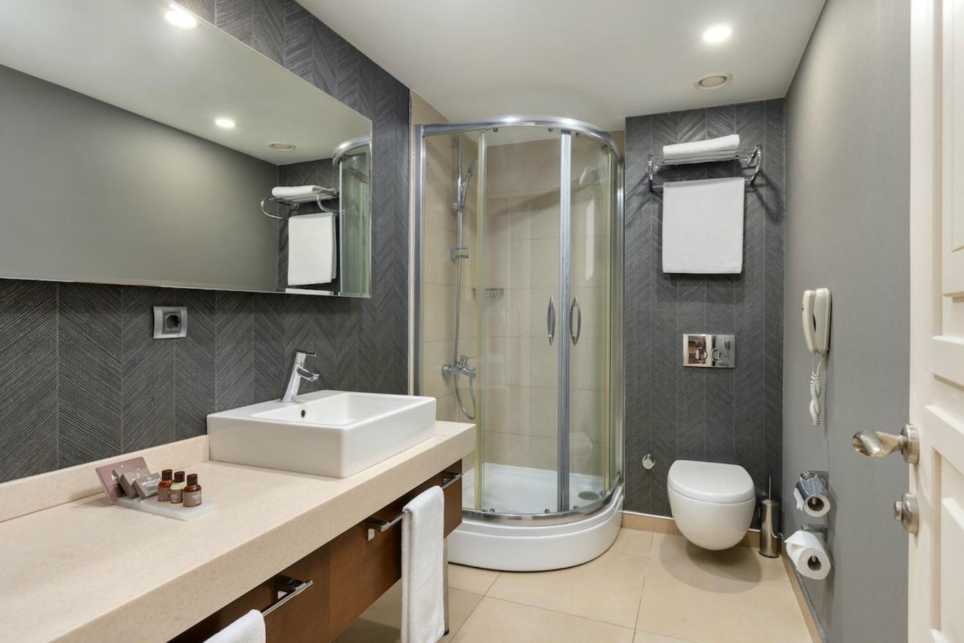 Miracle Istanbul Asia Airport Hotel & Spa - Image 5