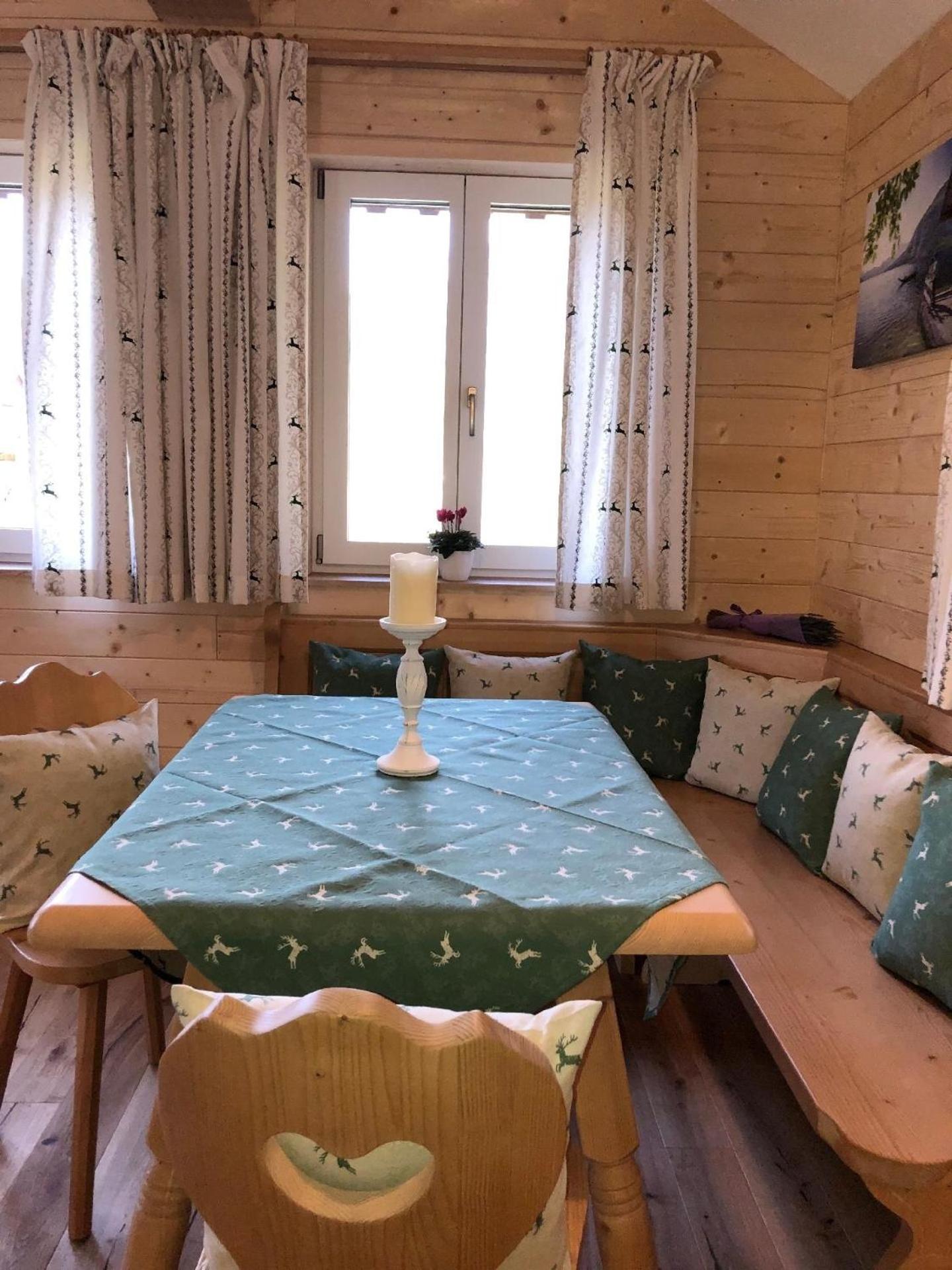 Nette Wohnung in Bad Aussee mit Garten und Grill und Bergblick