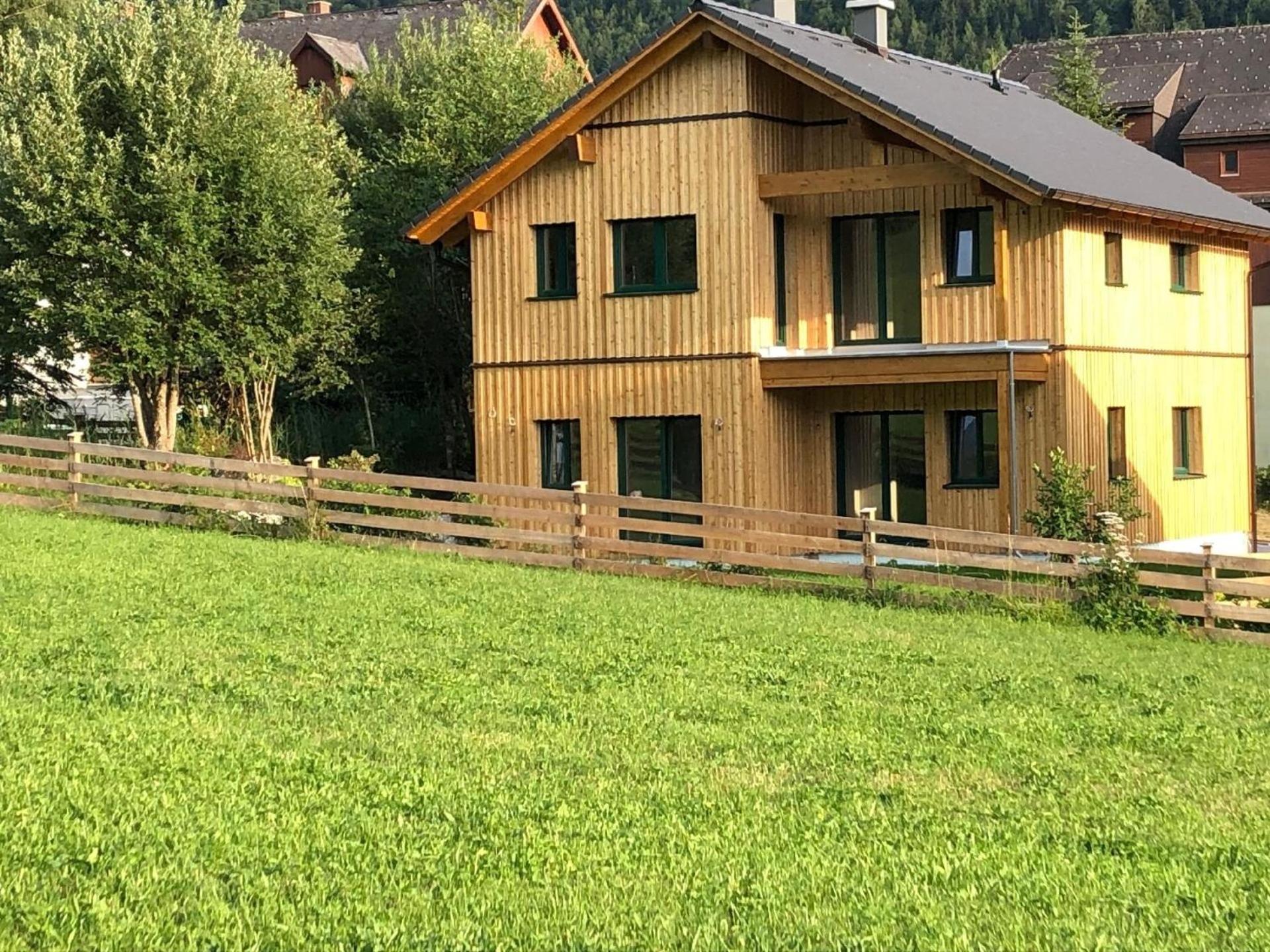 Nette Wohnung in Bad Aussee mit Garten und Grill und Bergblick