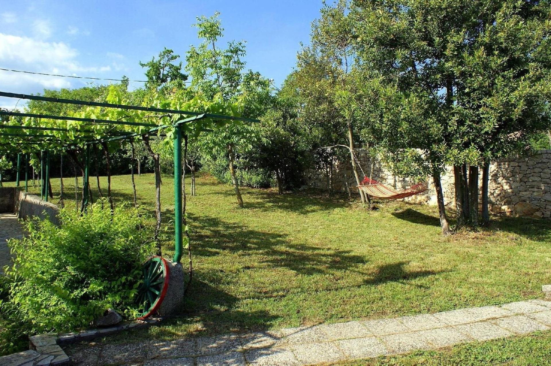 Freistehendes Haus Violeta Mit Weitläufigen Garten