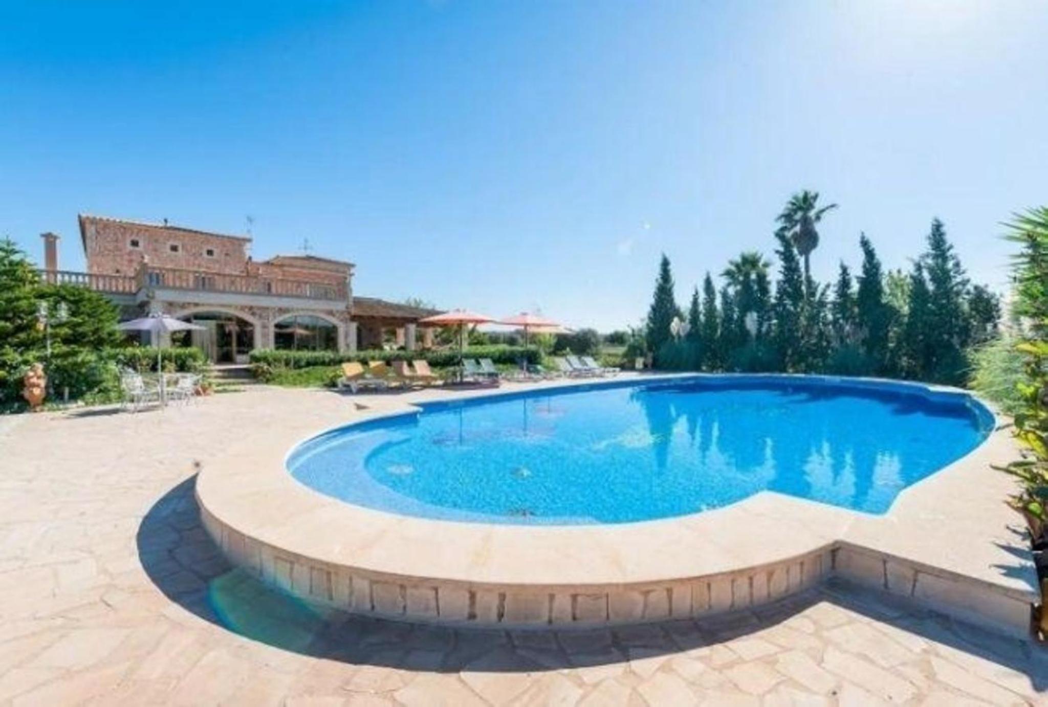 Finca Na Pont Ferienhaus in Campos mit Privatem Pool