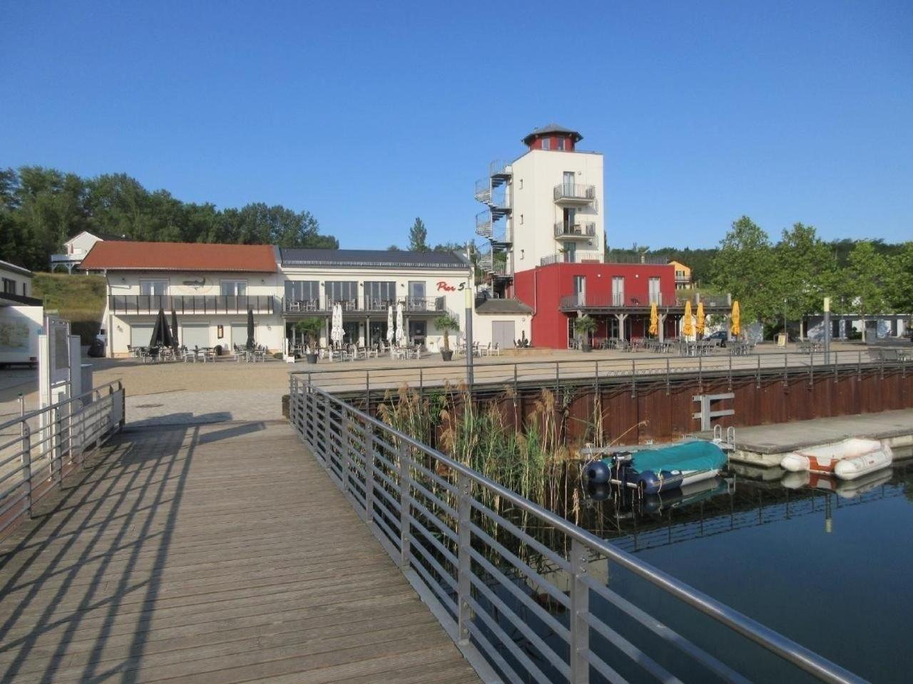 Seehaus Arielle mit Wassergrundstück
