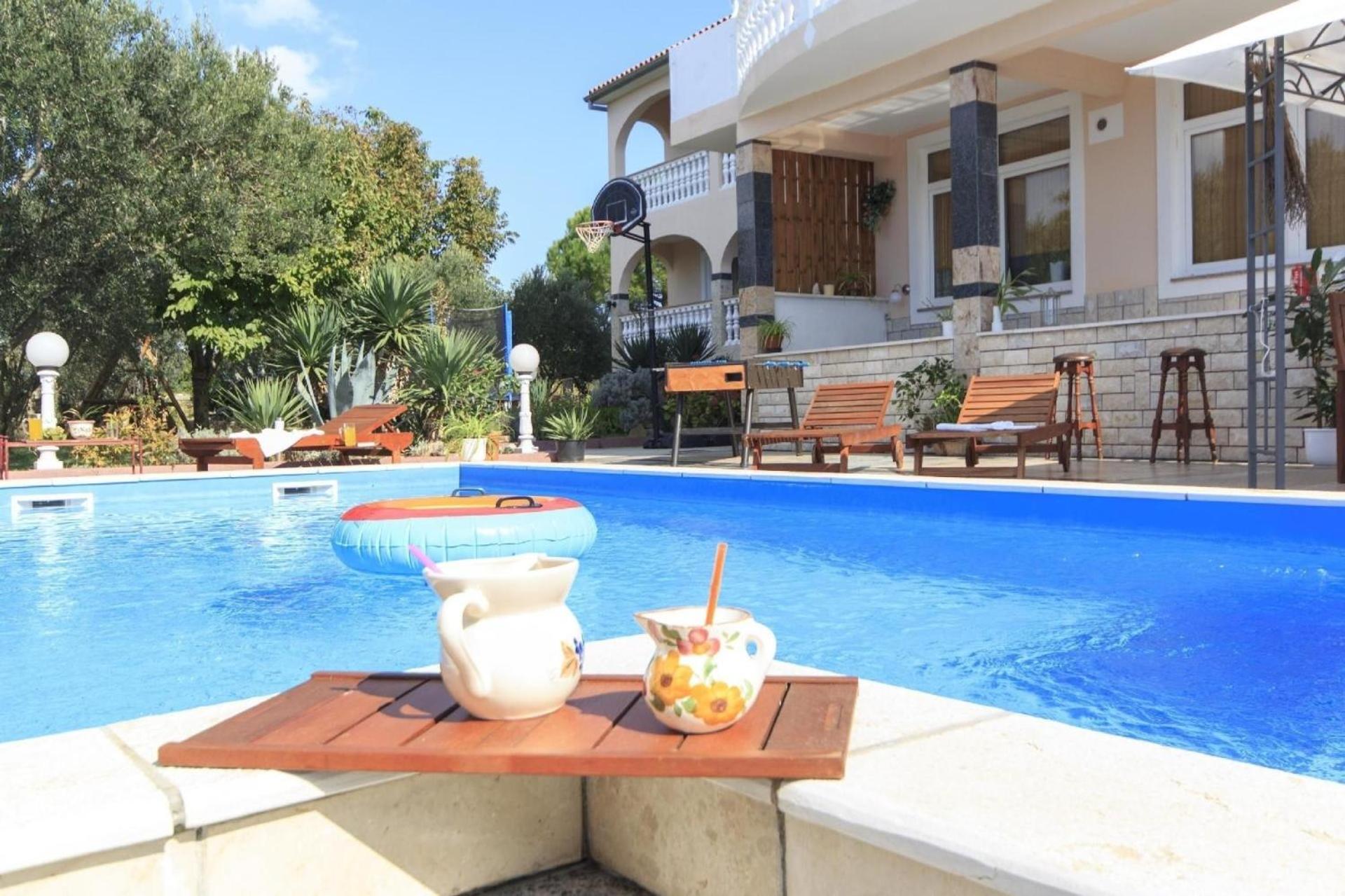 Villa Natalia Peroj, mit privaten Pool